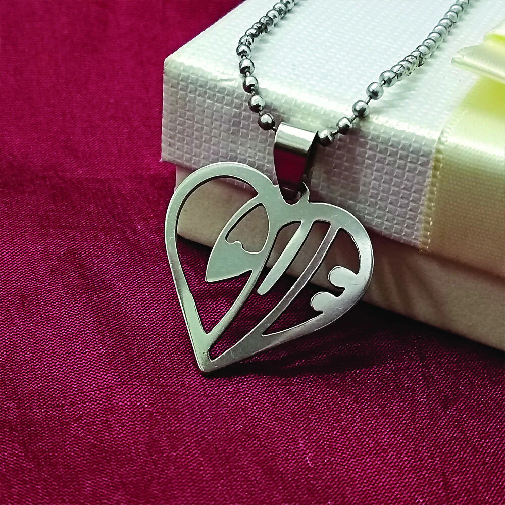Heart Shaped Love Pendant – Elegant Symbol of Affection - Image 4