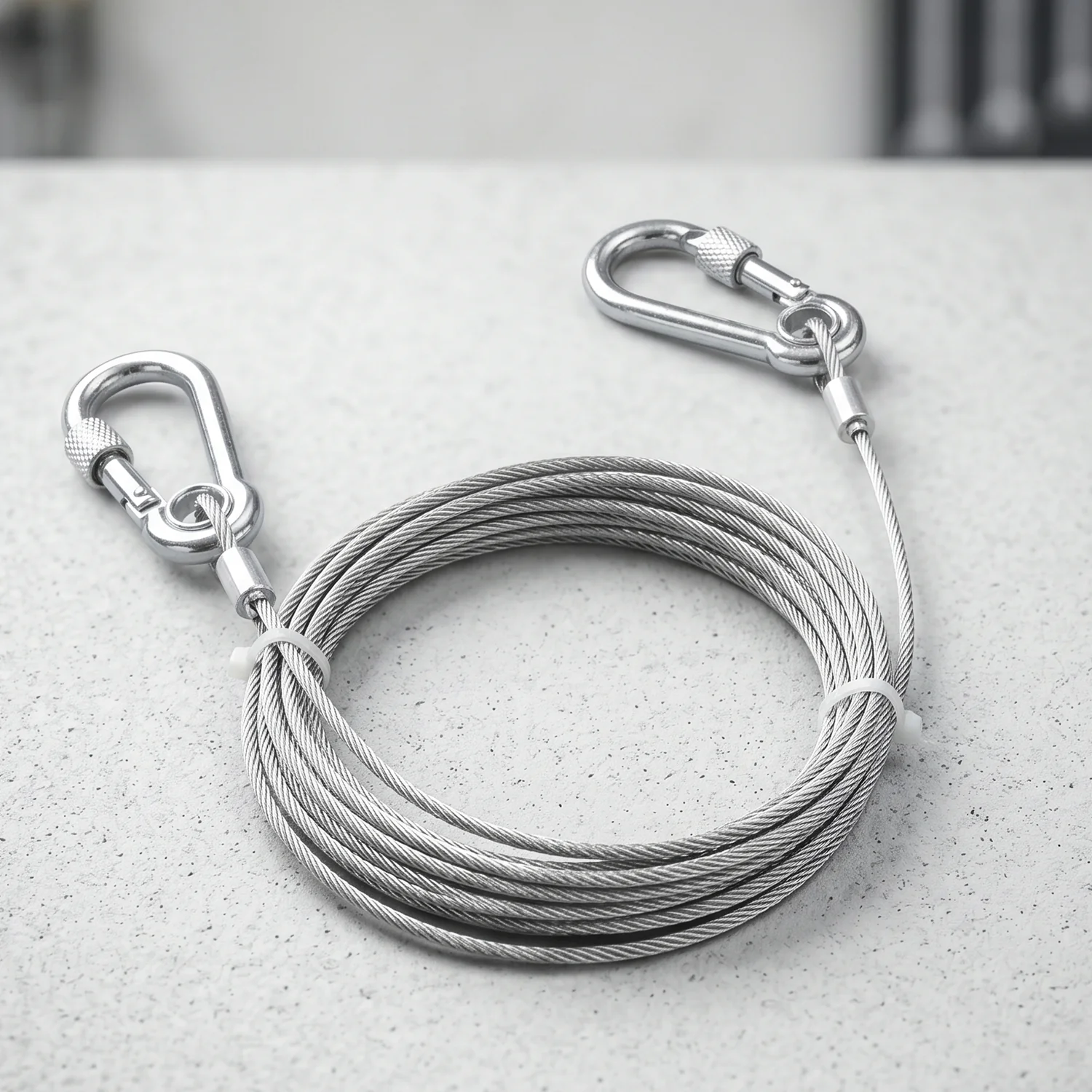 Heavy Duty Steel Clothesline – 5 Meter Wire Rope with Carabiner Hooks - Image 8