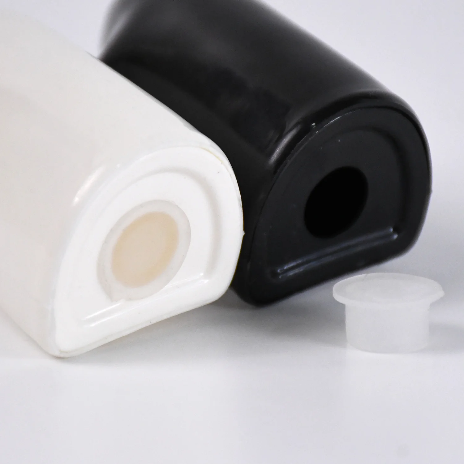 Ceramic Salt and Pepper Shakers – Modern Couple Design | Tidy Table - Image 10