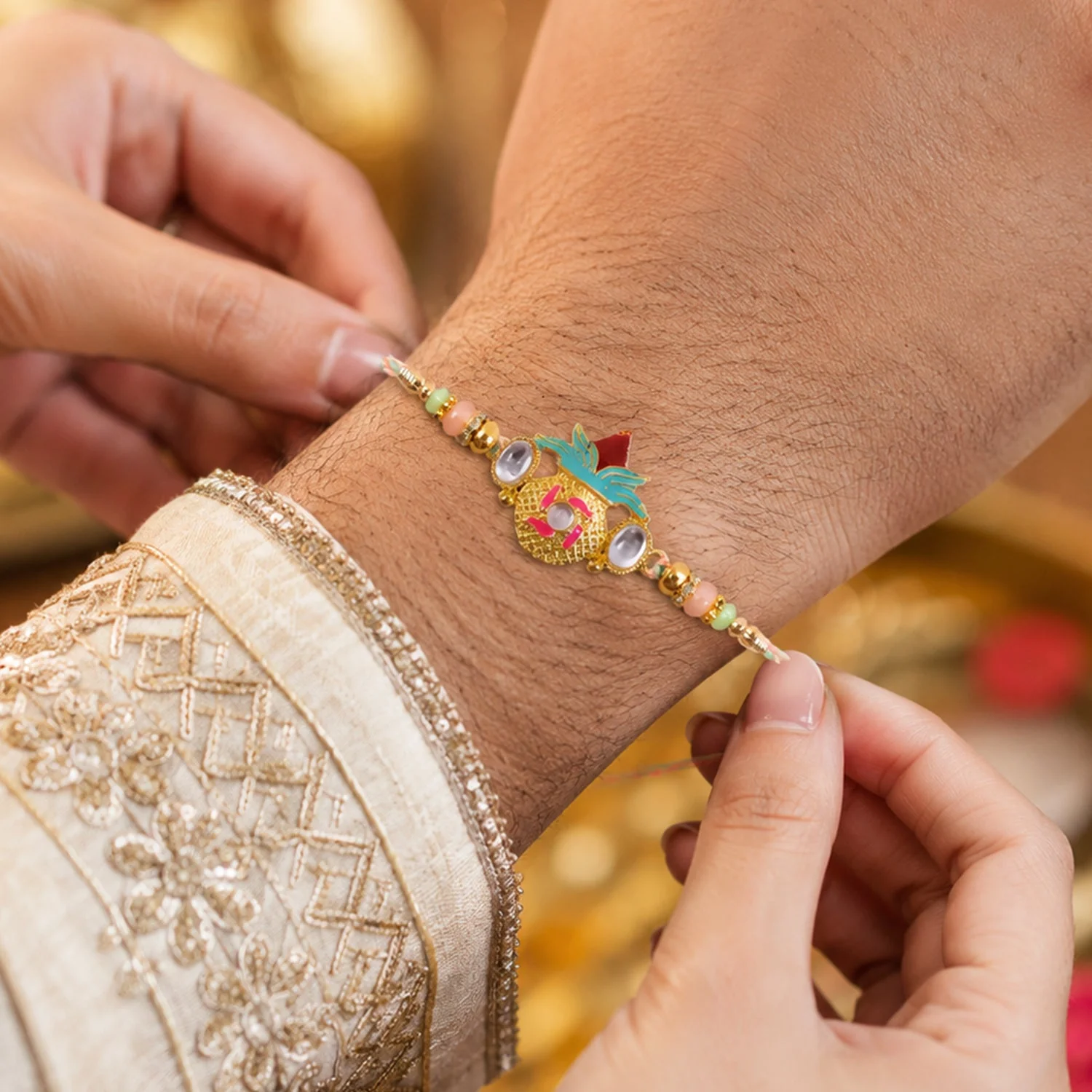 Kalash Kundan Rakhi, Traditional Beaded Festival Gift for Brothers - Image 2