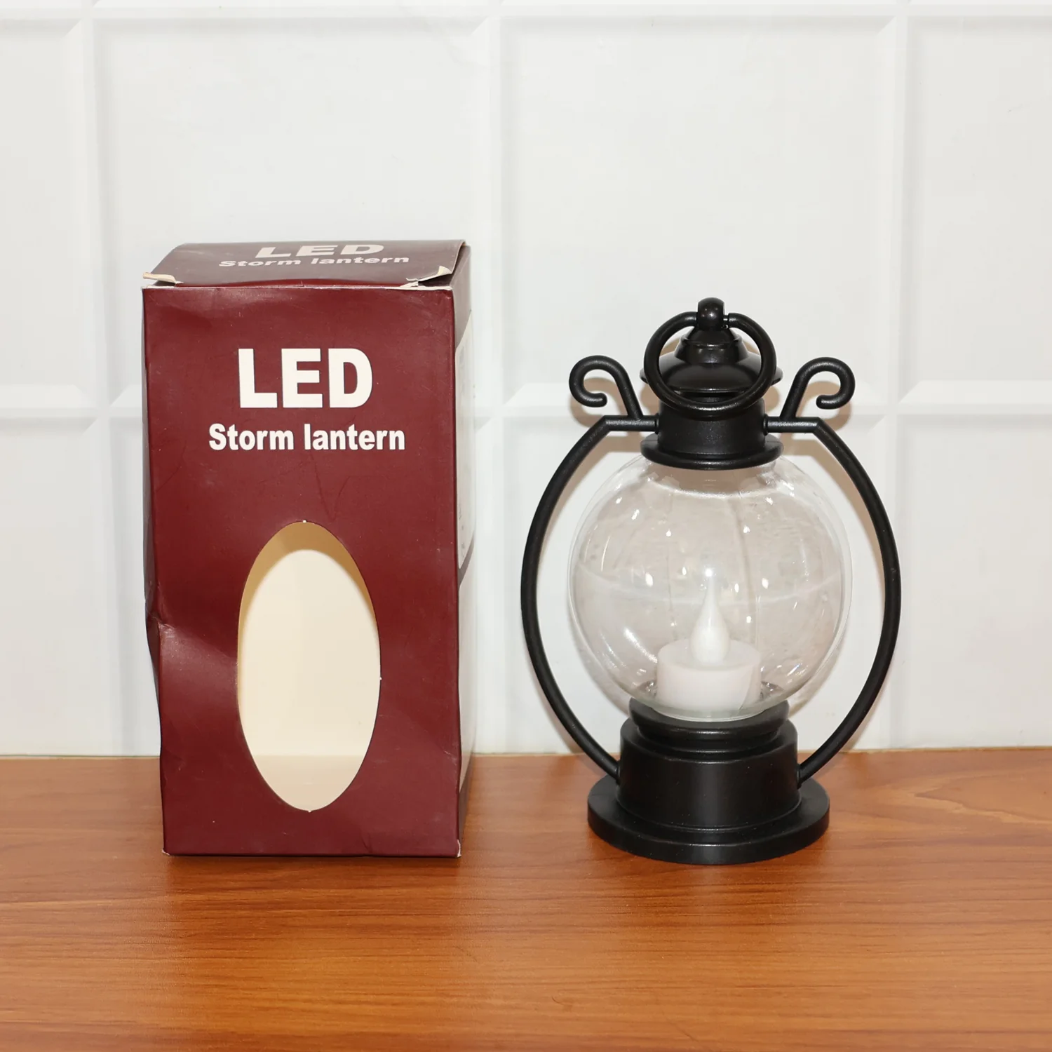 LED Storm Lantern – Vintage Vintage Style Warm Flickering Light - Image 7