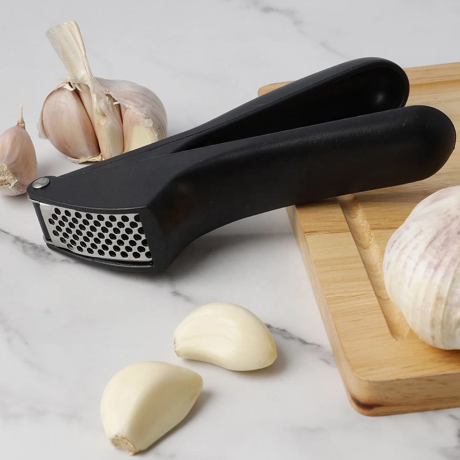 Garlic Press – Effortless Manual Garlic Crushing Tool - Image 2
