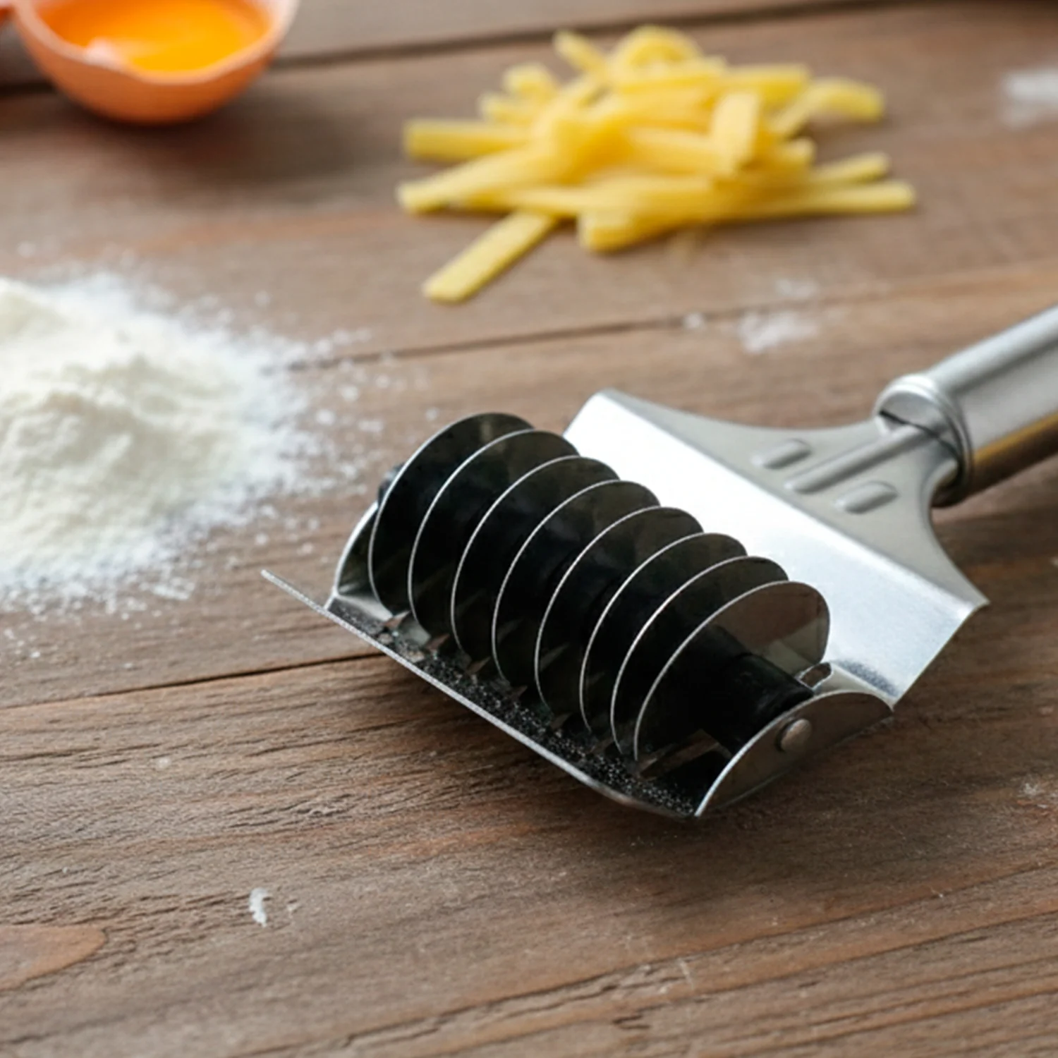 Manual Multi-Blade Dough Cutter – Perfect Pasta Strips Easily - Image 7