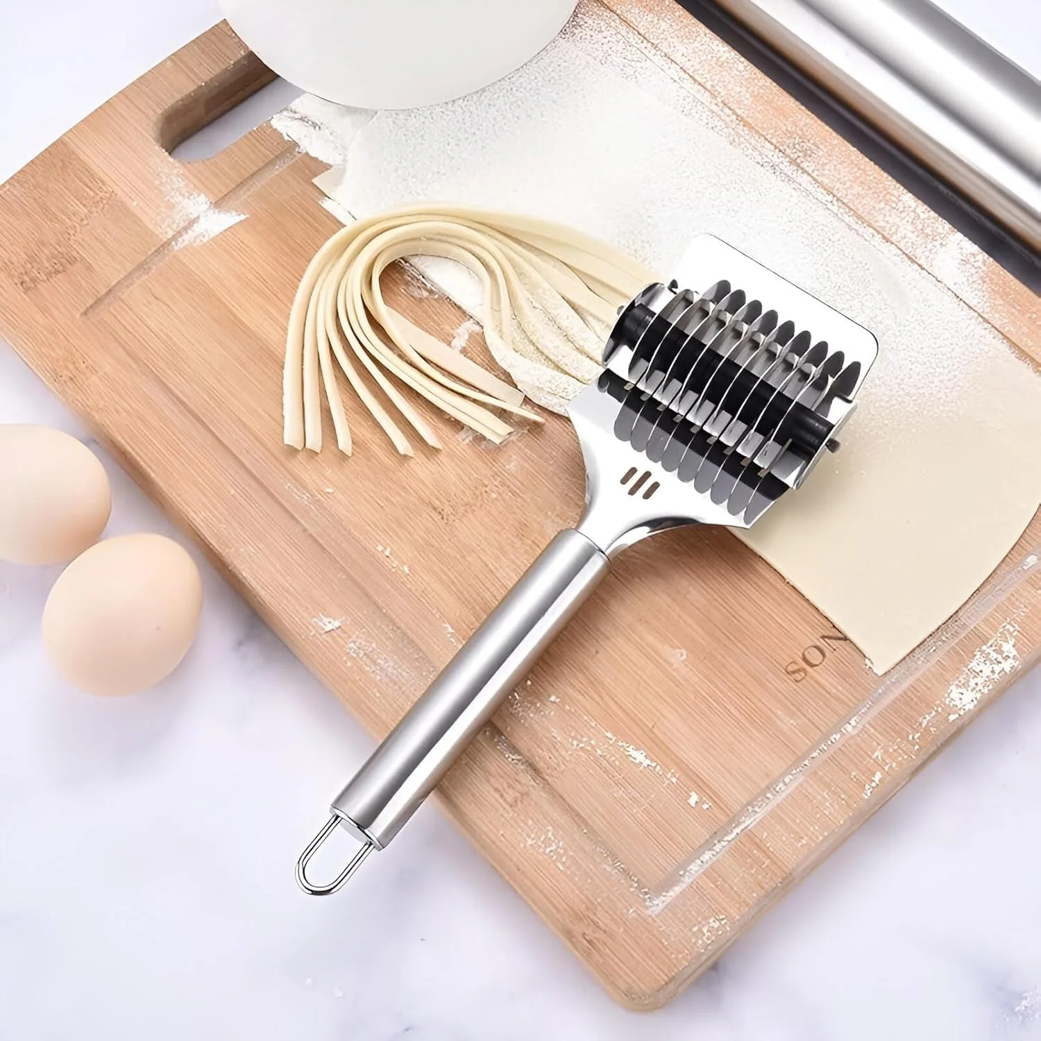 Manual Multi-Blade Dough Cutter – Perfect Pasta Strips Easily - Image 9