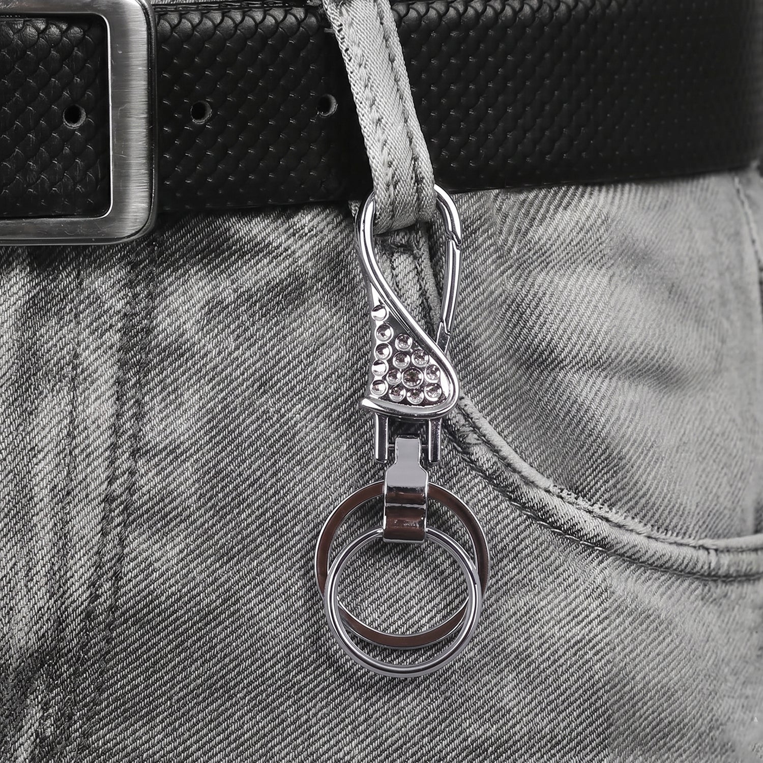 Heavy Duty Metal Key Holder – Durable with Swivel Hook for Everyday Use - Image 7