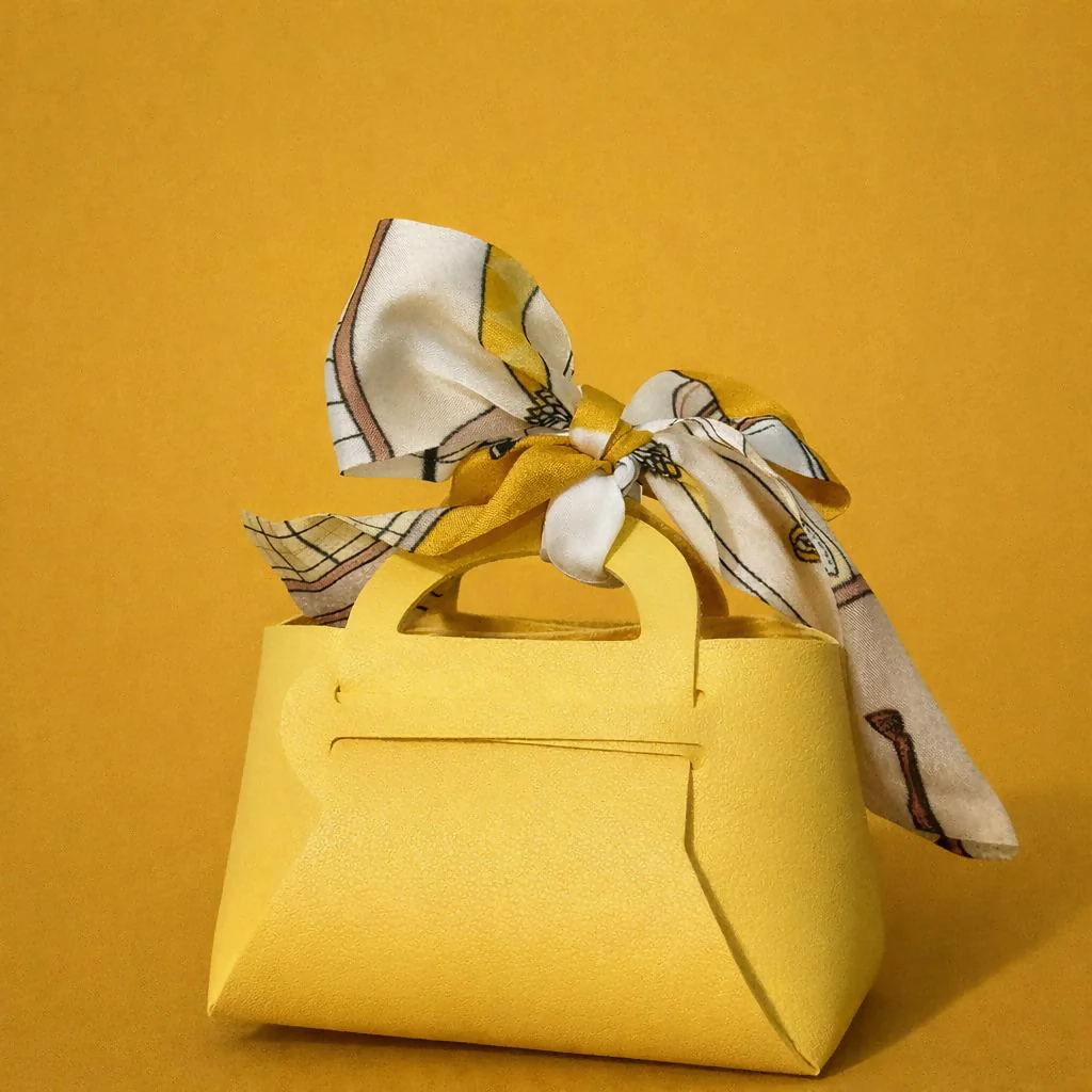 Mini Handbag Organizer – Stylish & Compact Storage Solution - Image 2