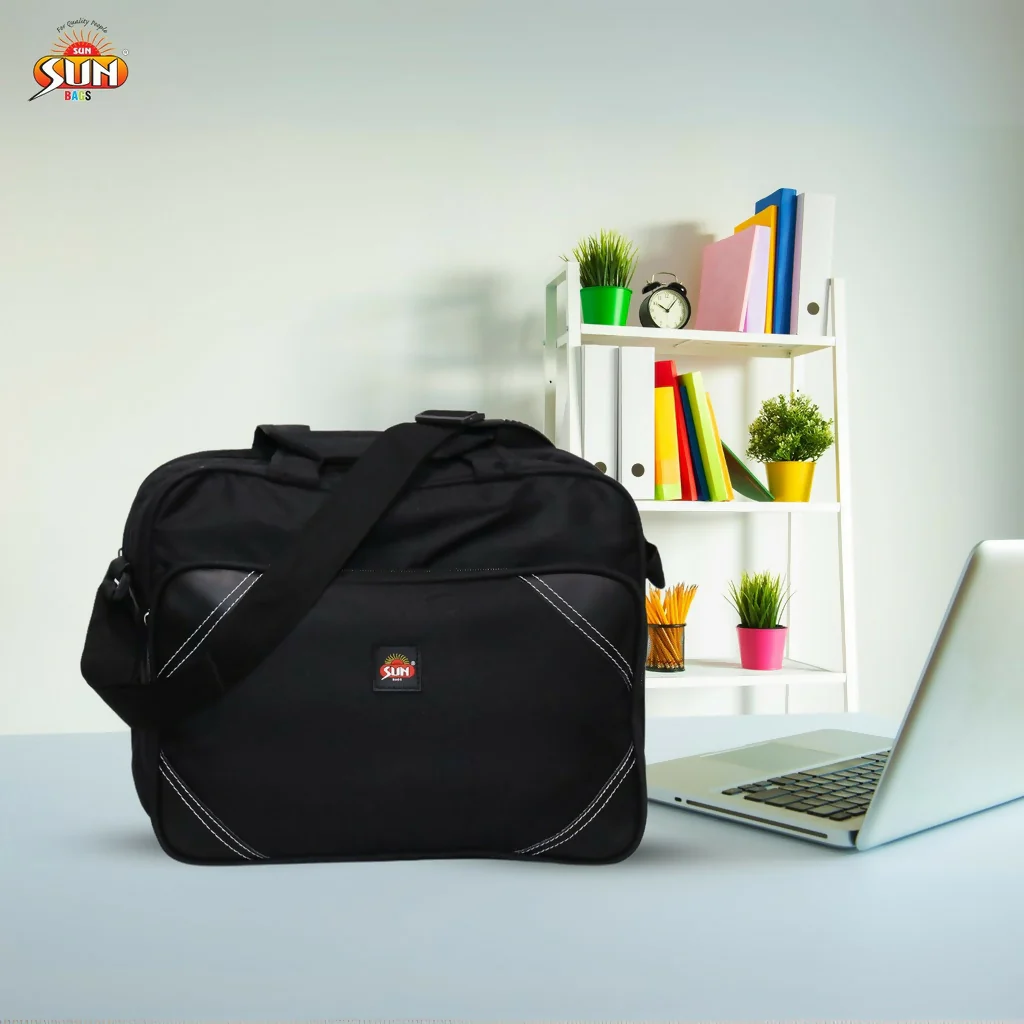 Multi-Functional Business Shoulder Bag – Office & Travel Ready - Image 4