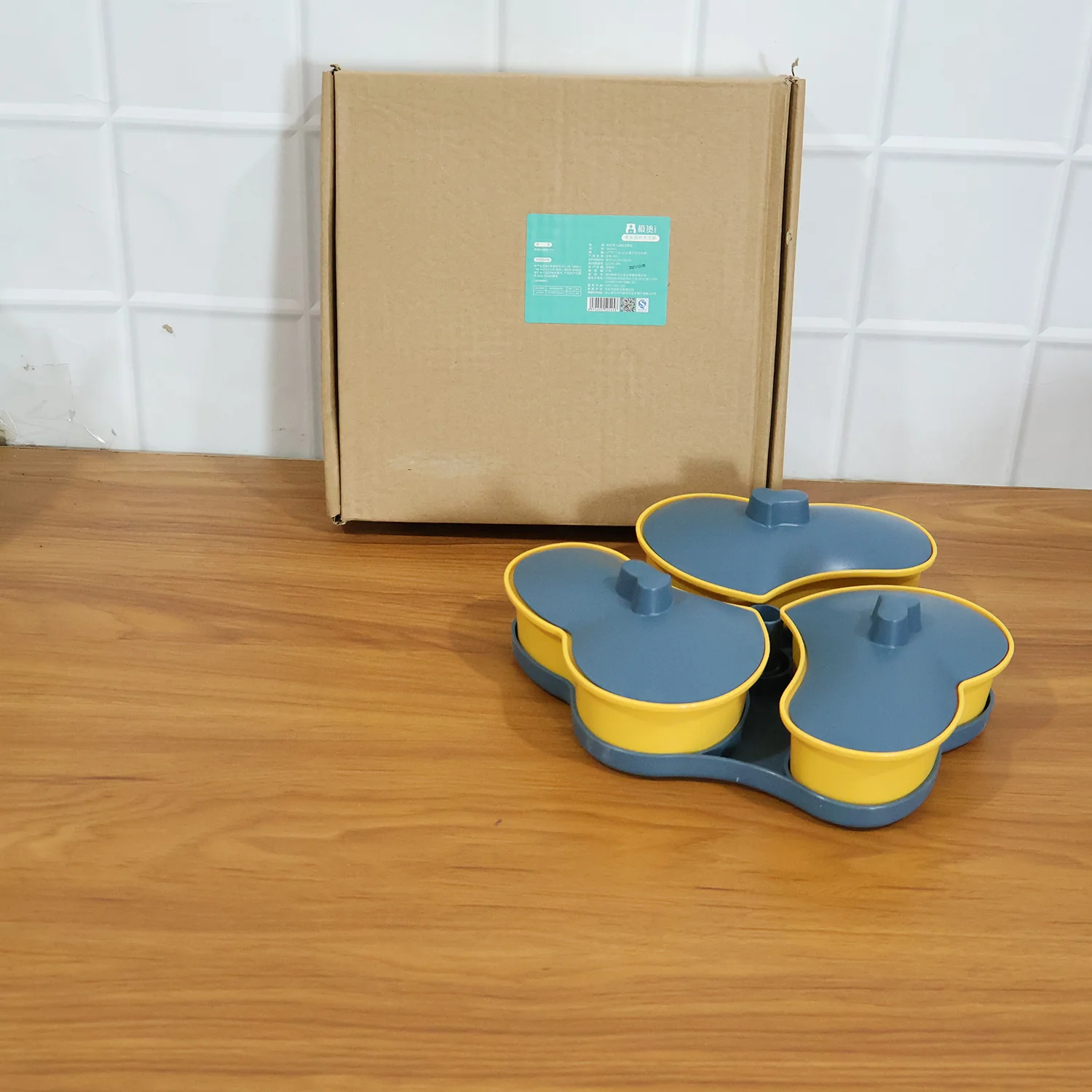 Multipurpose Snack Serving Tray with Lid – Elegant & Convenient - Image 8