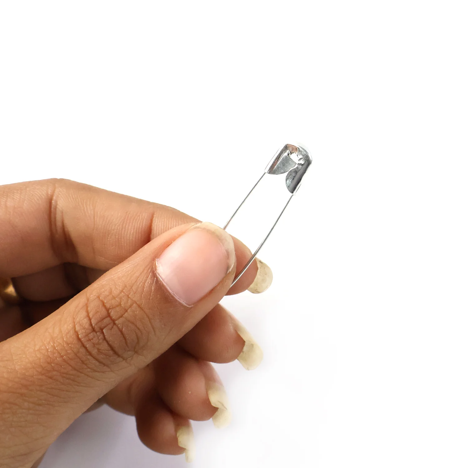 Metal Safety Pin Set – Durable Multipurpose Tailoring & Repair Kit - Image 4