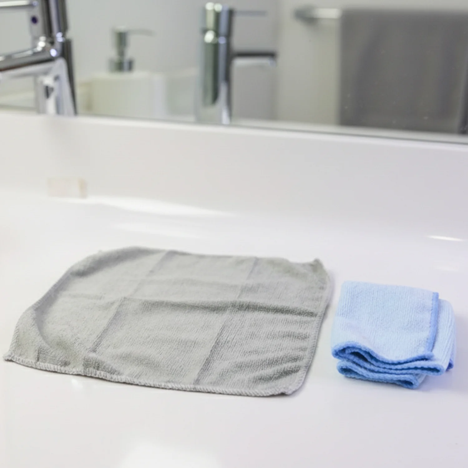 Microfiber Cleaning Cloth Set – Soft & Lint-Free 5pcs 30x30cm - Image 6