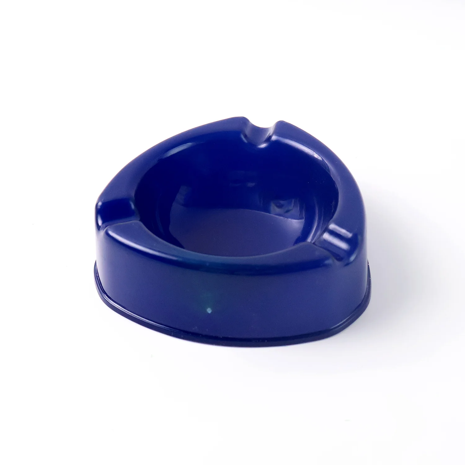 Dark Blue Plastic Ashtray – Durable Smokeless 3-Slot Design - Image 5