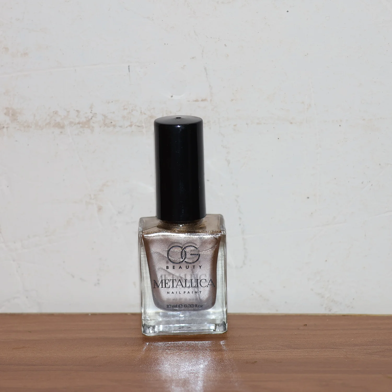 Metallic Gold Nail Polish – High-Shine Long-Lasting Nail Paint - Image 7