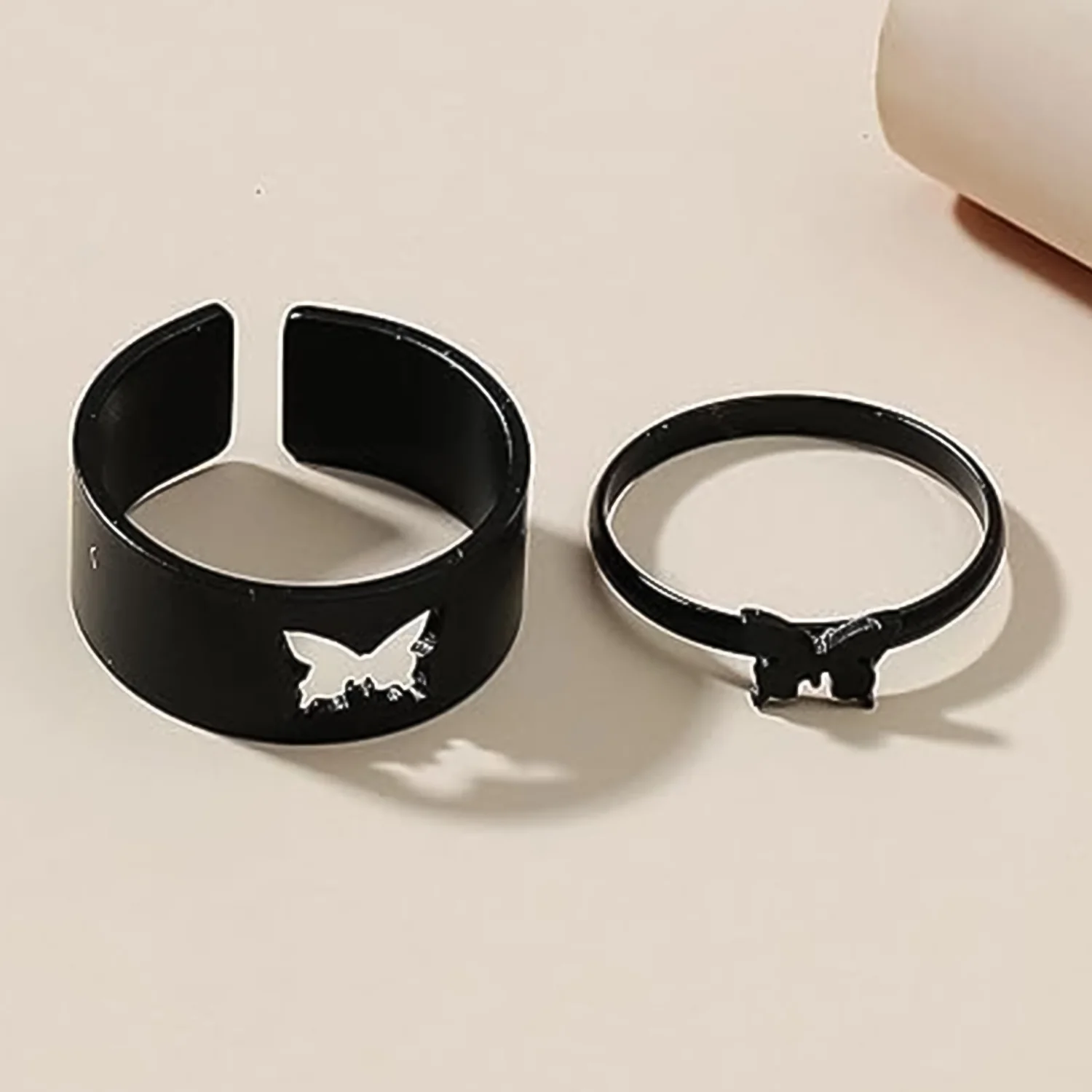 Couple's Ring Set – Timeless Love Symbol | BBJ - Image 4