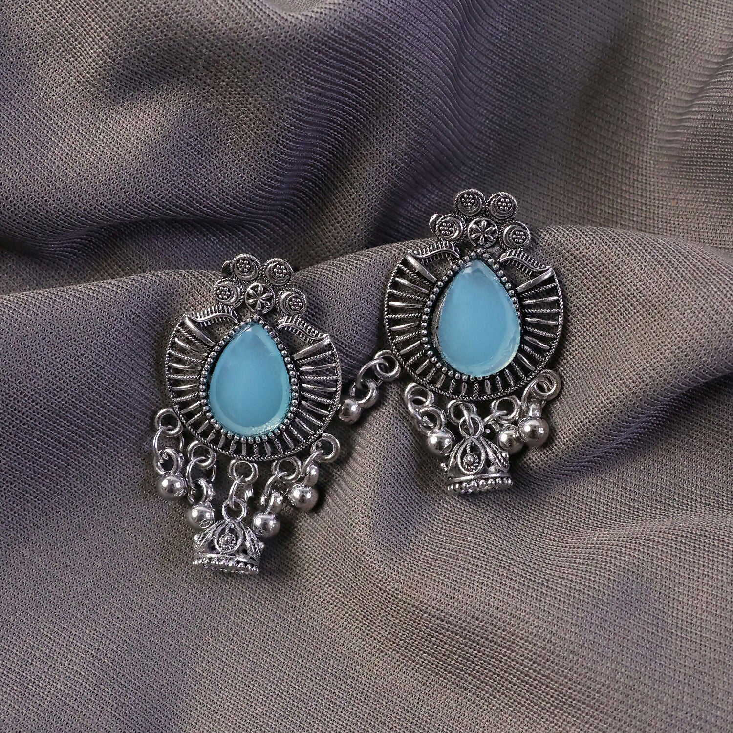 Oxidized Silver Teardrop Earrings – Elegant Tribal Design - Image 4