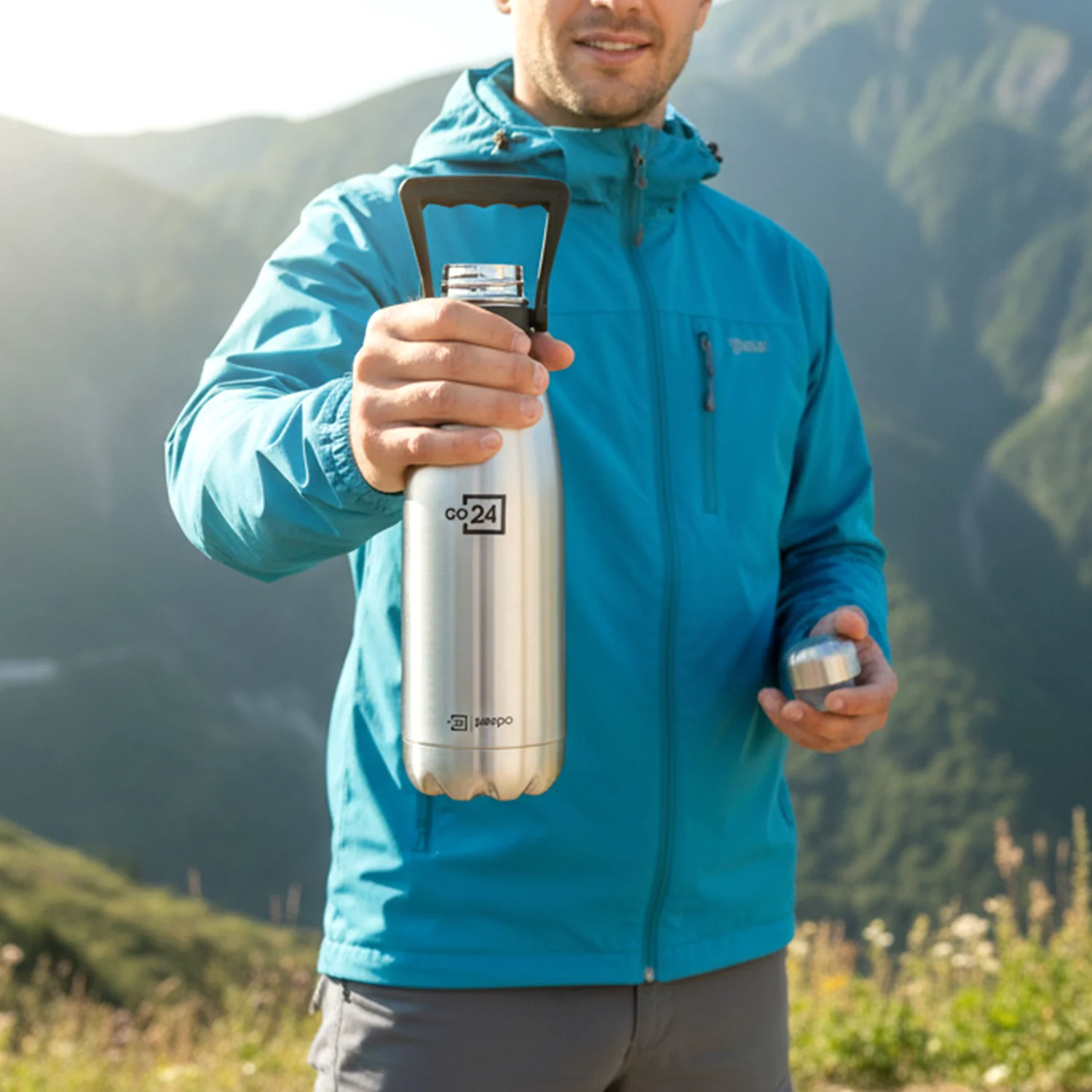Vacuum Insulated Water Bottle – Keeps Drinks Hot & Cold for Hours - Image 6