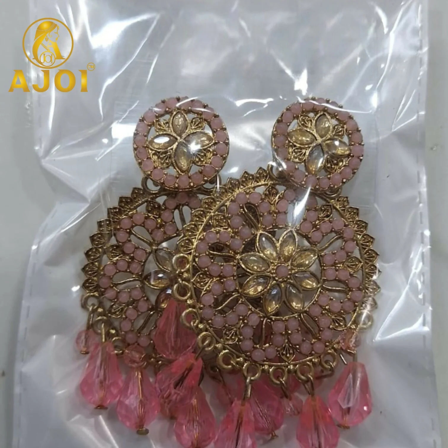 Pink Floral Beaded Earrings – Elegant Traditional Accessories - Image 5