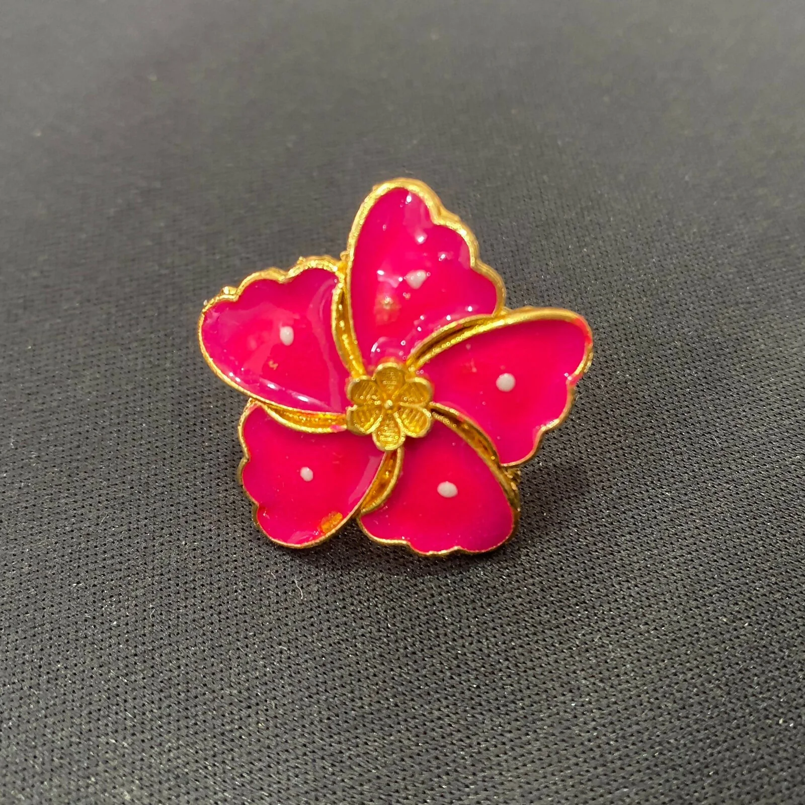 Pink Floral Statement Ring – Adjustable Gold-Tone Fashion Jewelry - Image 4