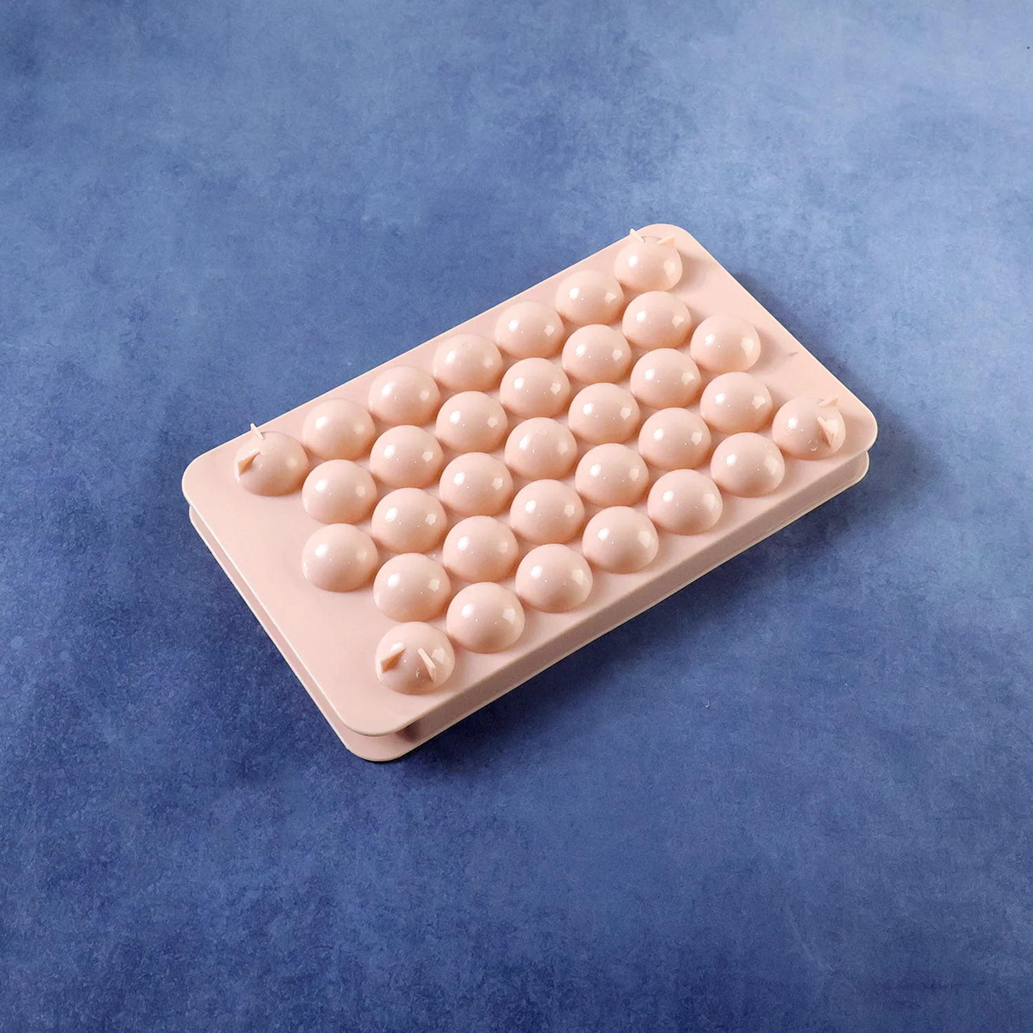 Plastic Ball Ice Cube Tray – Durable & Easy Release with Lid - Image 8