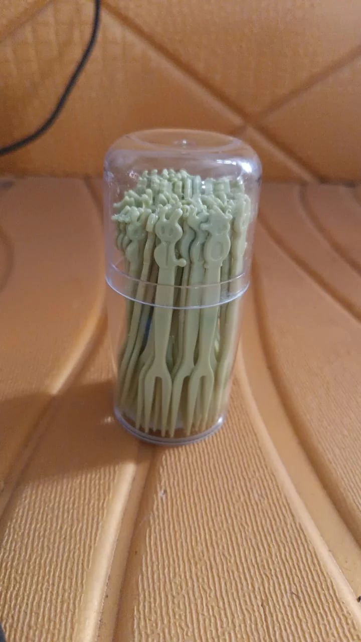Plastic Fruit Forks – 50 Pcs Mini Dessert Forks Set - Image 8