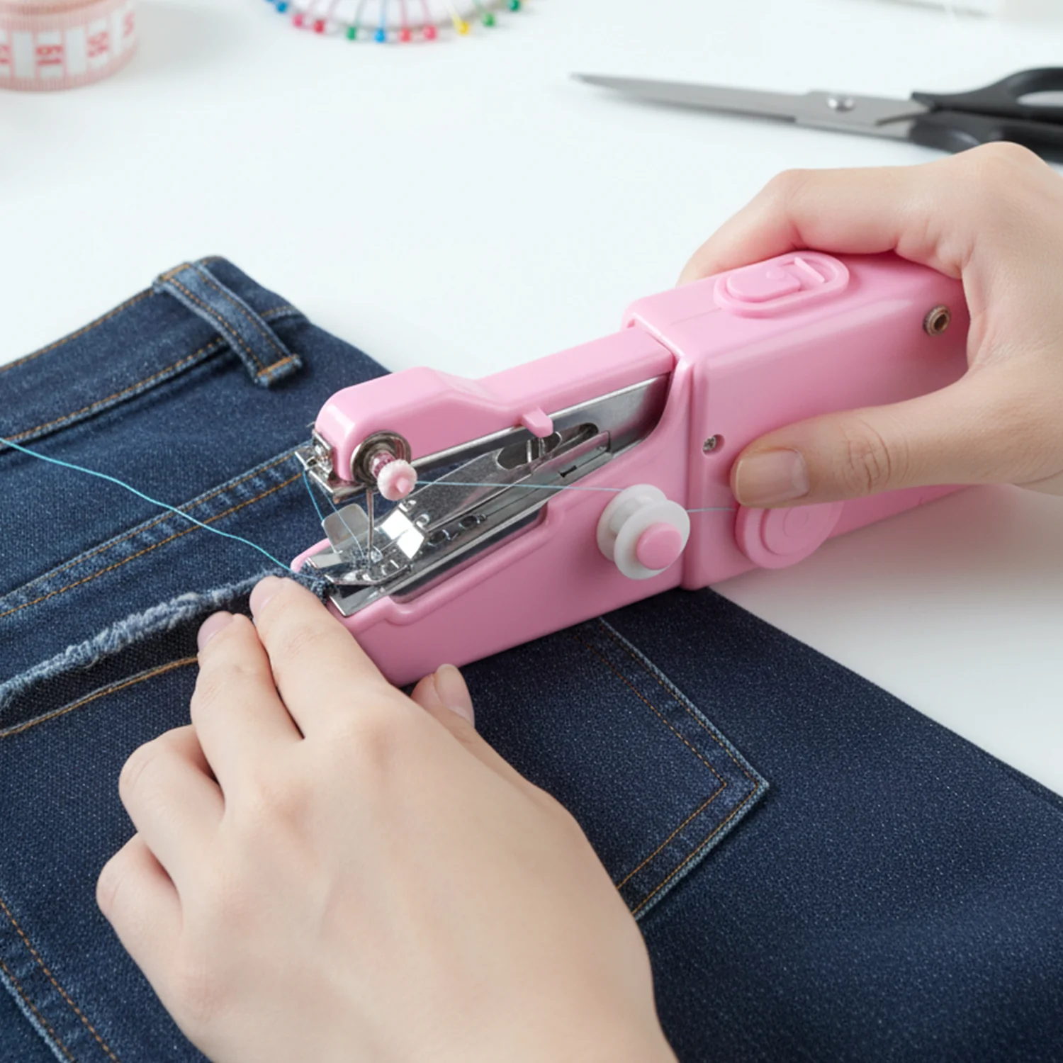 Portable Handheld Sewing Machine – Compact & Easy for Quick Repairs - Image 4
