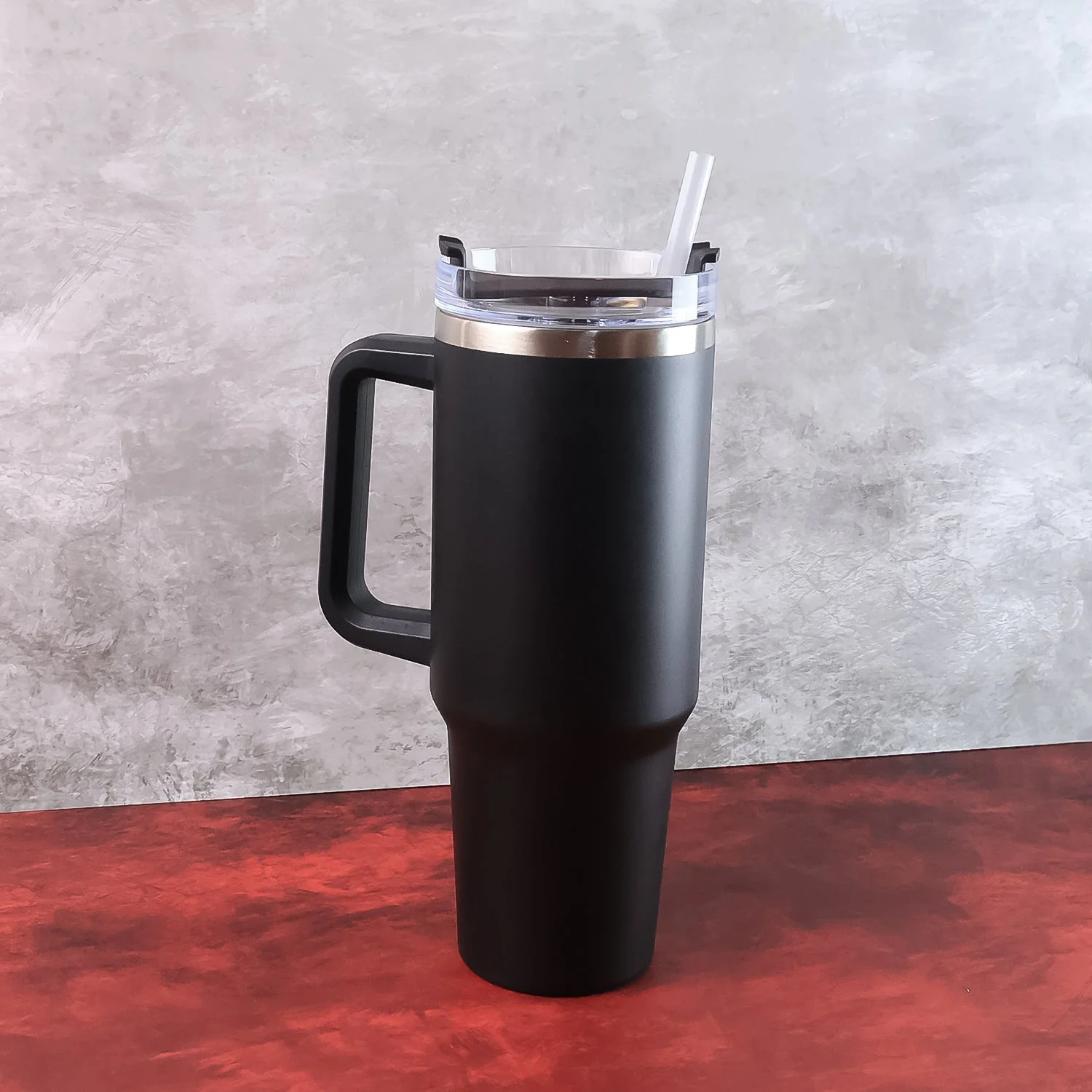1200ML Stainless Steel Vacuum Insulated Travel Mug – Durable & Spill-Resistant - Image 3