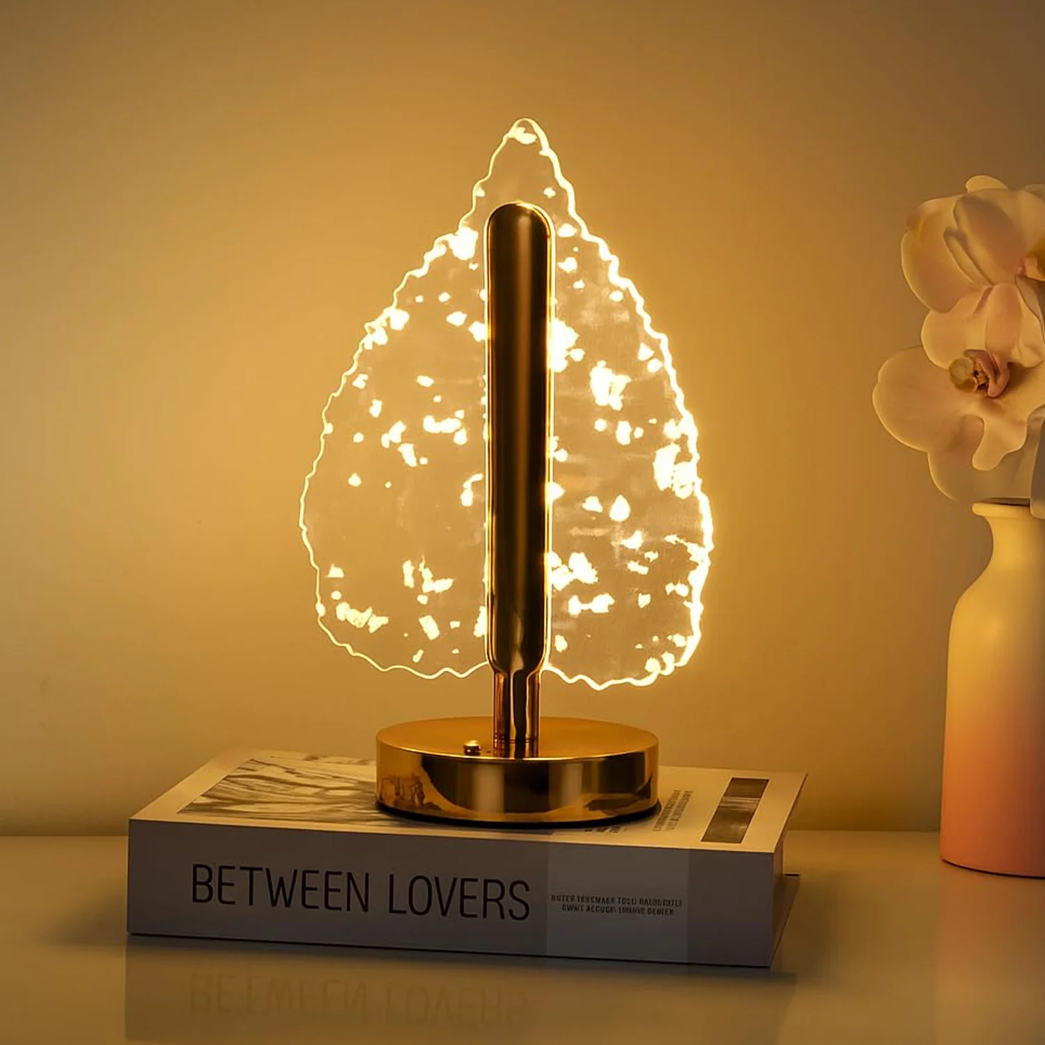 Golden Crystal Leaf LED Table Lamp – USB Charging & Warm Light - Image 9