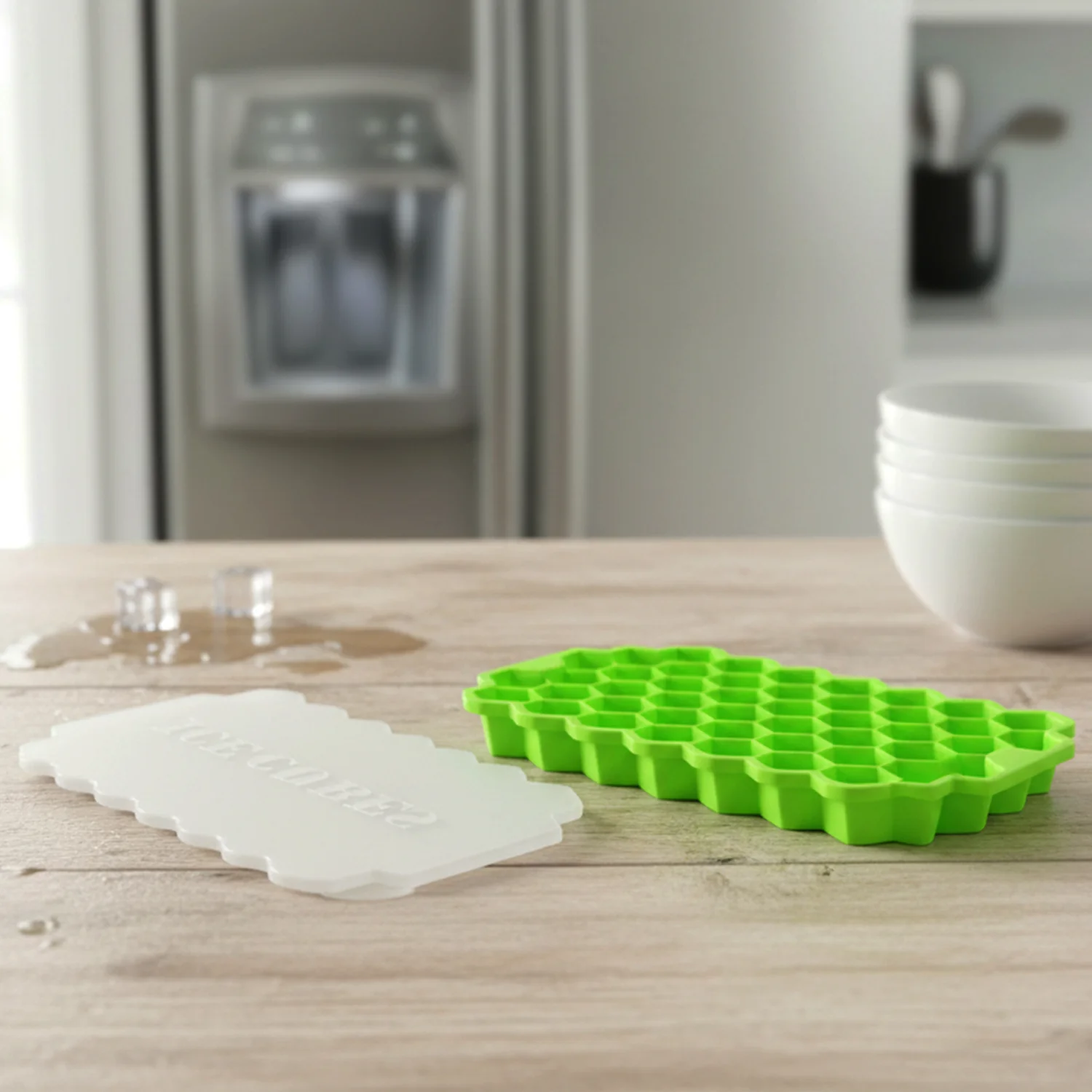Honeycomb Silicone Ice Cube Tray with Lid – Hexagon Shape Design - Image 8