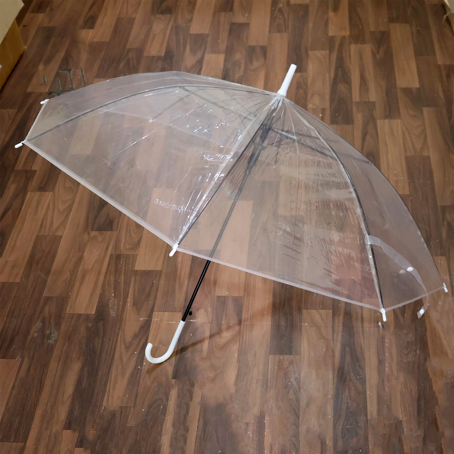 Transparent Dome Umbrella – Windproof with Comfortable Curved Handle - Image 8