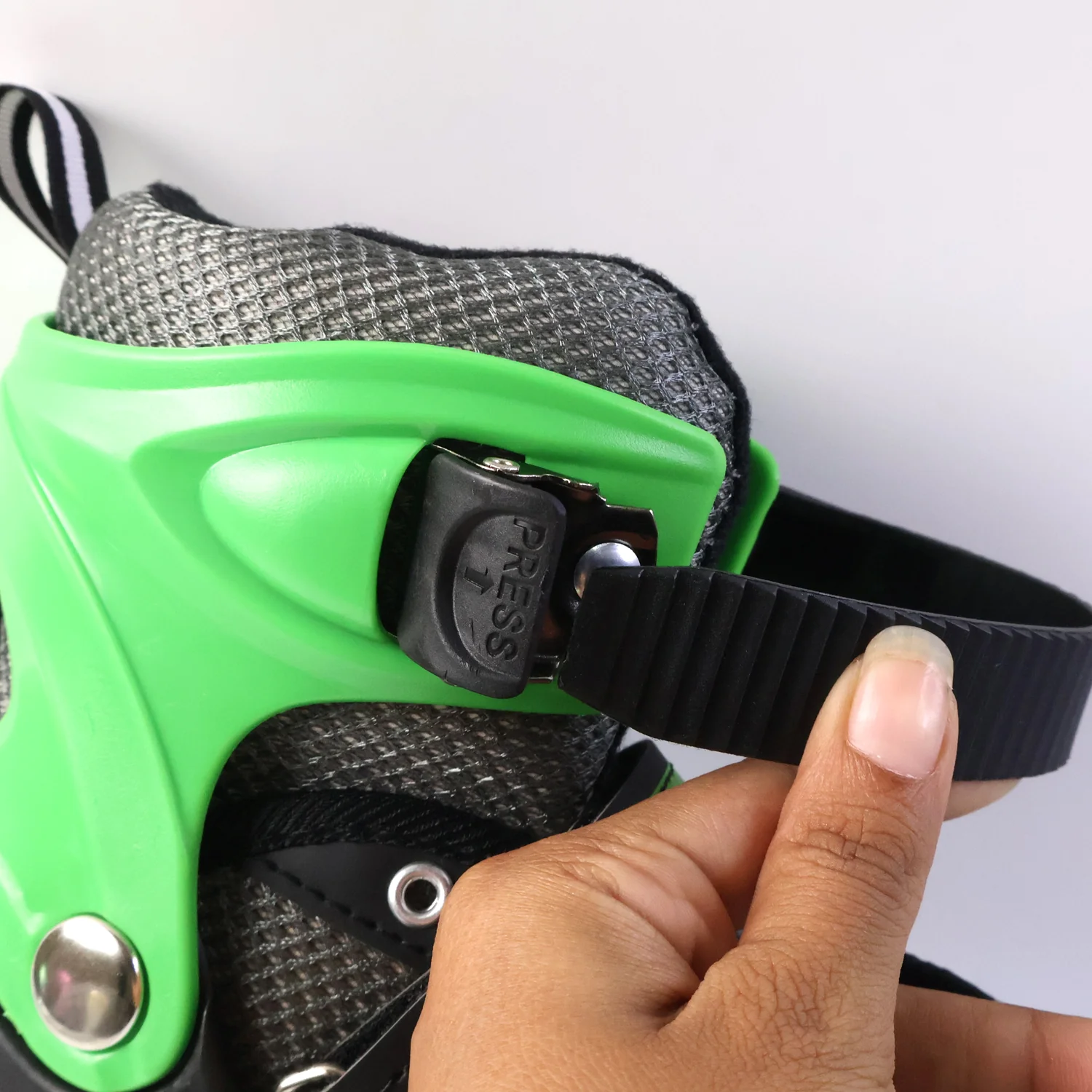 Adjustable Inline Skates – Professional Comfort & Safety for All Ages - Image 6