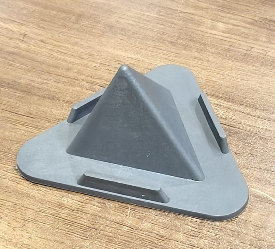 Black Pyramid Mobile Stand – 3 Adjustable Angles for Smartphones & Tablets - Image 7