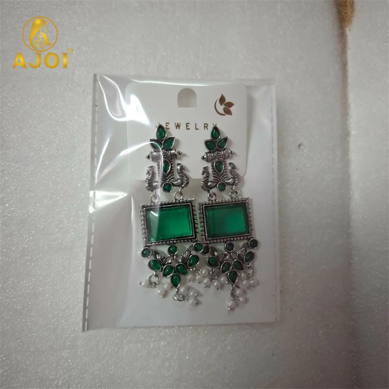 Green Kundan Pearl Earrings – Royal Antique Silver Design - Image 5