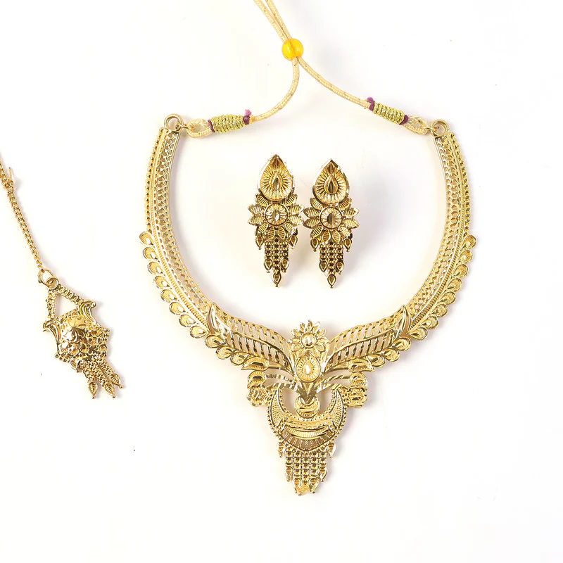 Royal Leaf Crest Choker Necklace Set – Elegant Traditional Jewellery - Image 6
