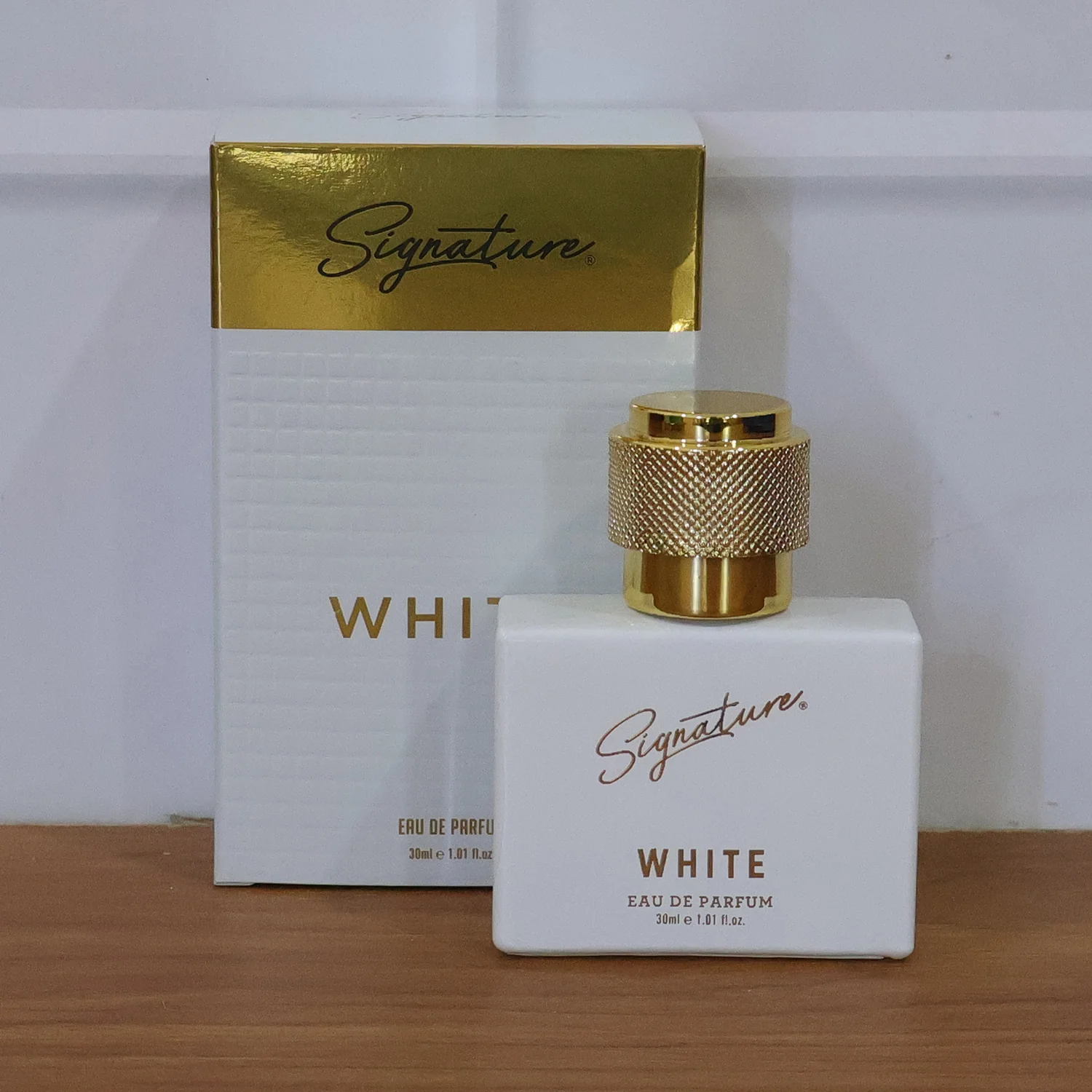 Signature White Eau De Parfum – Long-Lasting Refreshing Scent - Image 7