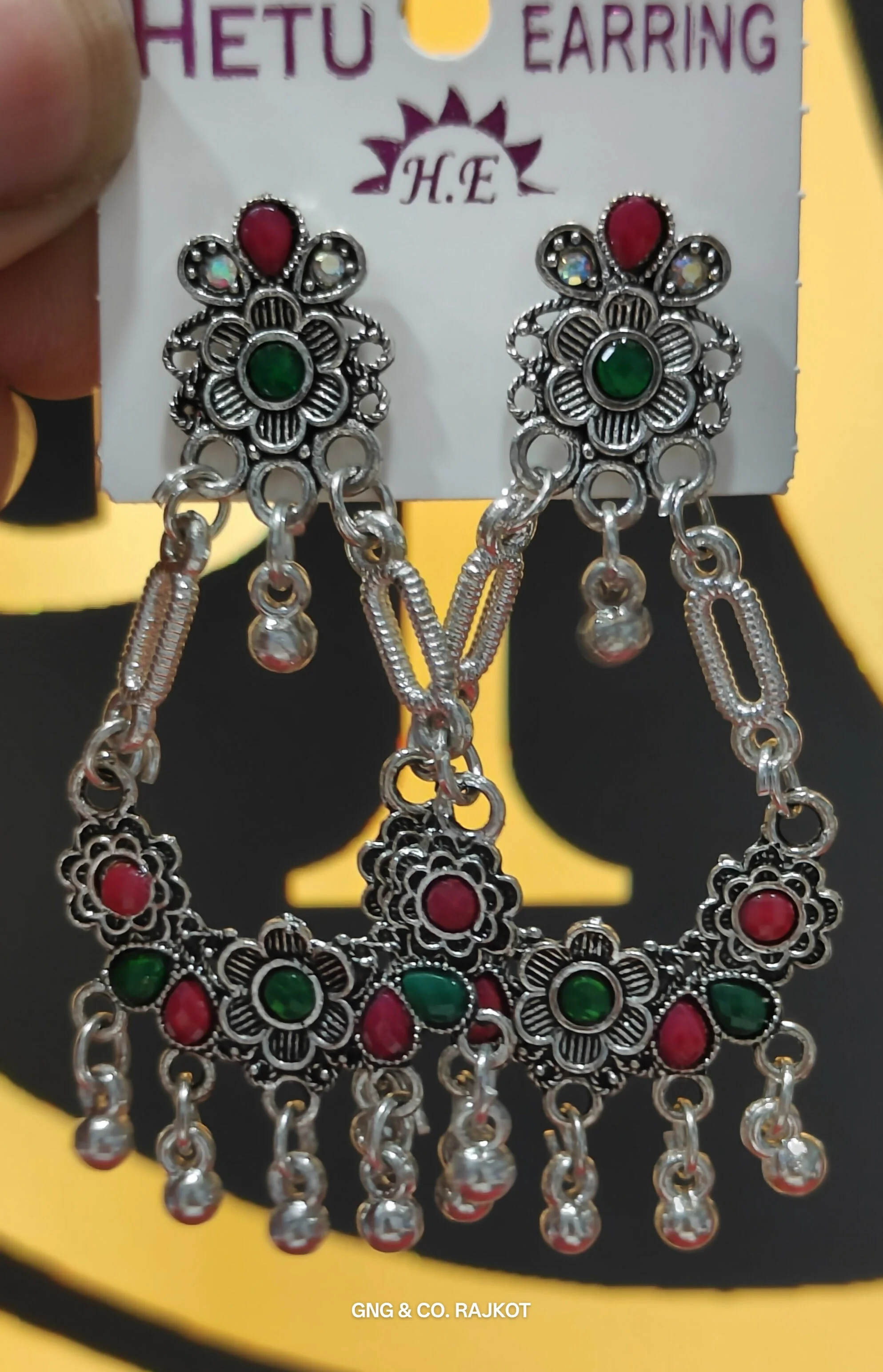 Silver Jhumka Earrings – Traditional Green Marun Beaded Design - Image 3