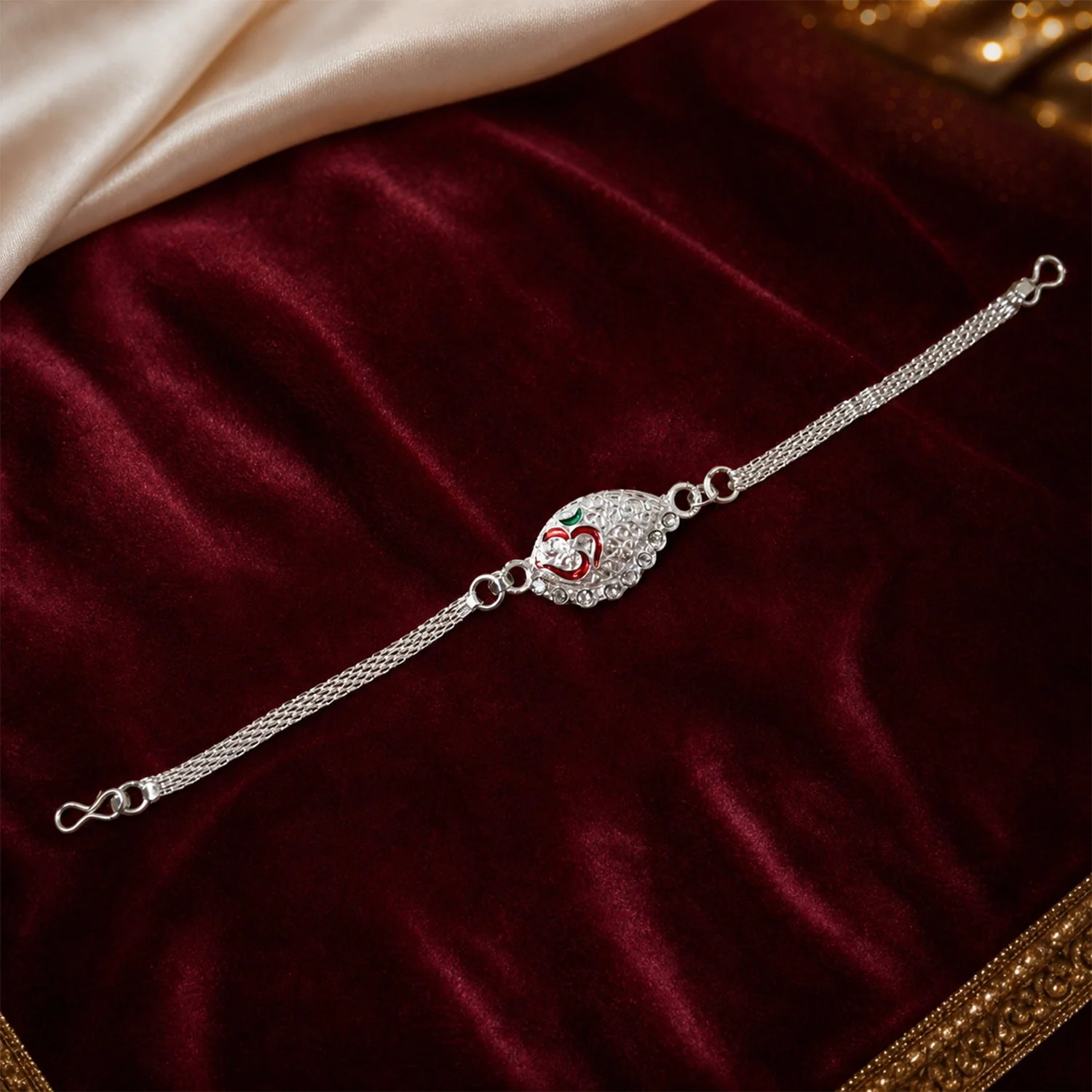 Silver Om Chain Rakhi – Elegant & Lightweight Design for Raksha Bandhan - Image 4