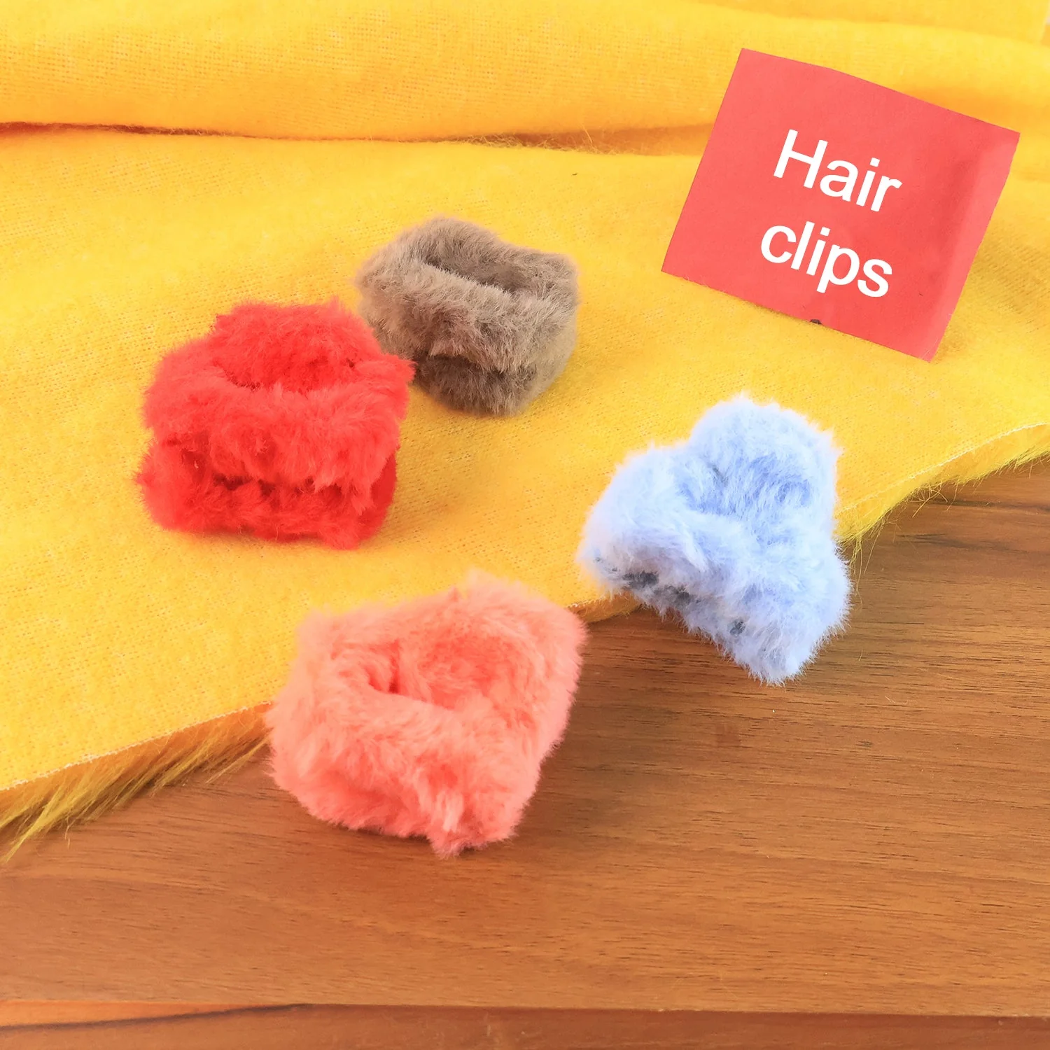 Small Hair Claw Clips – Plush Non-Slip Hair Accessories Set - Image 3