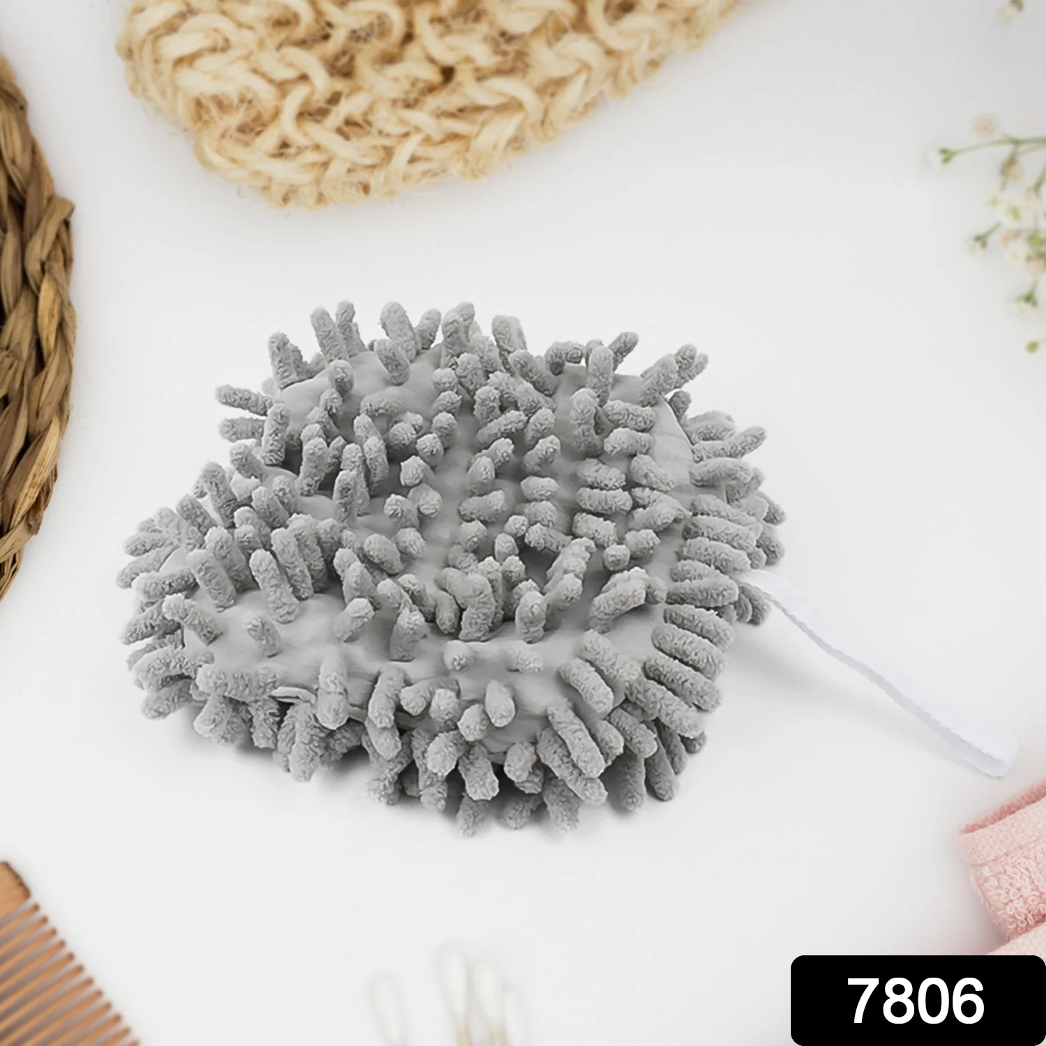 Hanging Hand Towel – Ultra Absorbent Microfiber | VelvaBloom - Image 2