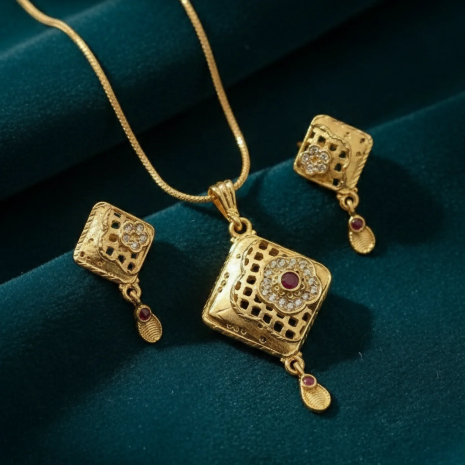 Ruby Square Gold Pendant and Earring Set – Elegant Traditional Jewelry - Image 2