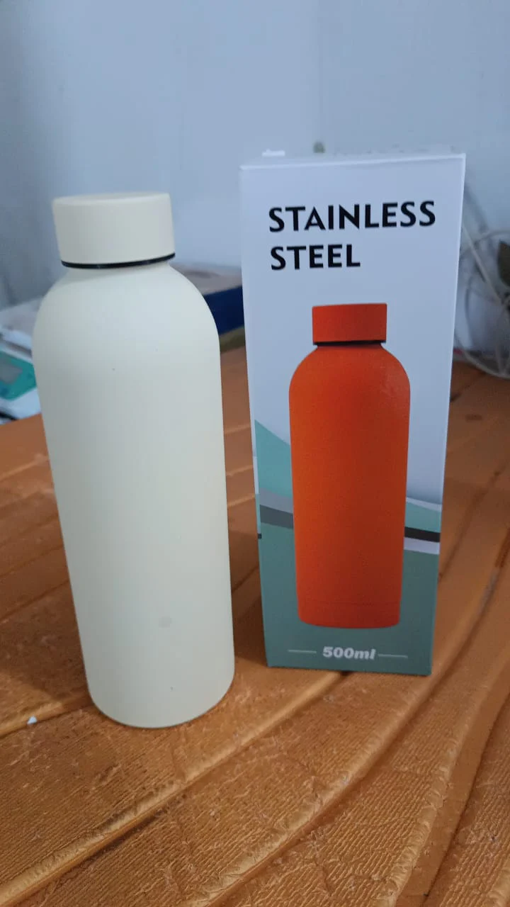 Stainless Steel Vacuum-Insulated Water Bottle – 500ml Hydration - Image 11