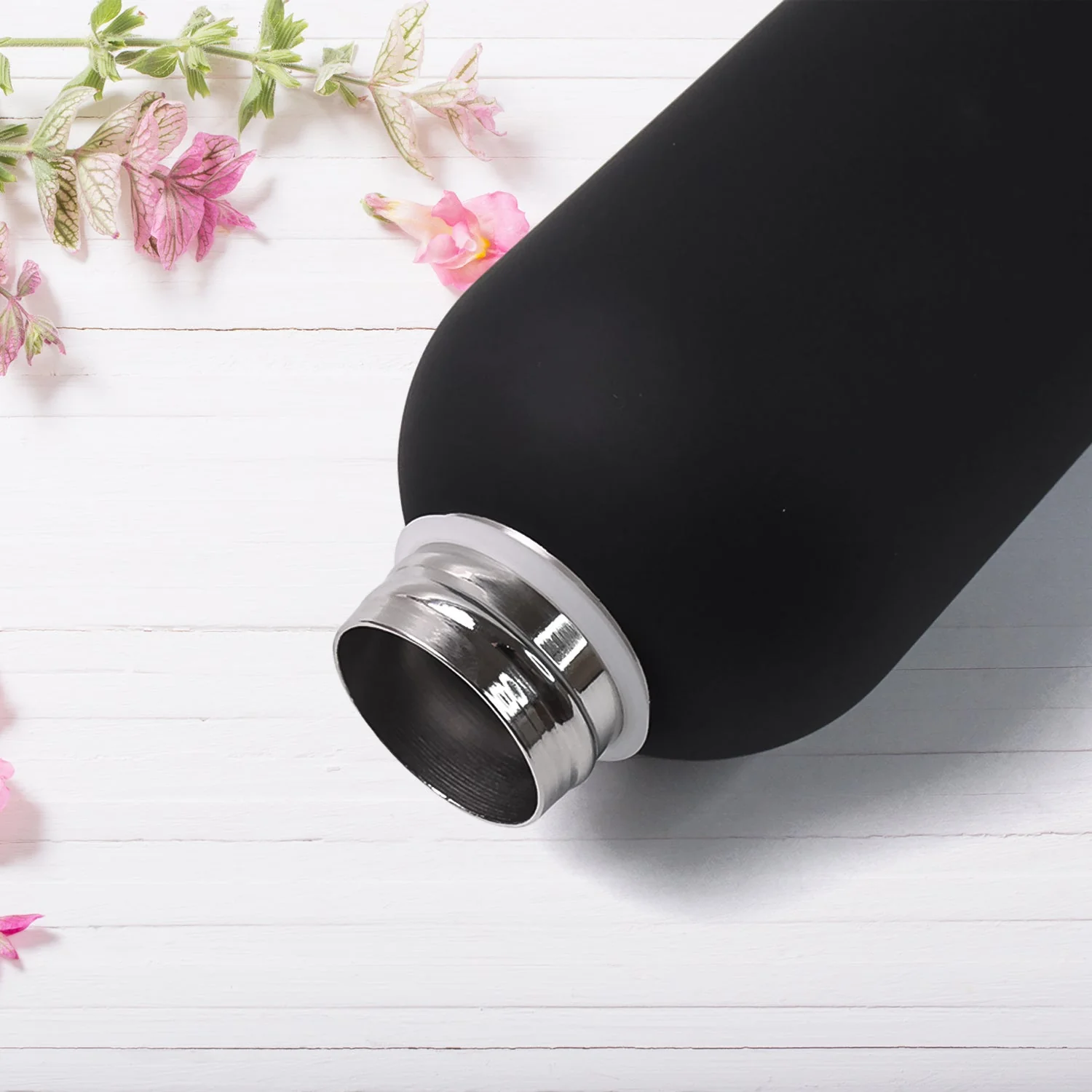 Stainless Steel Vacuum-Insulated Water Bottle – 500ml Hydration - Image 9
