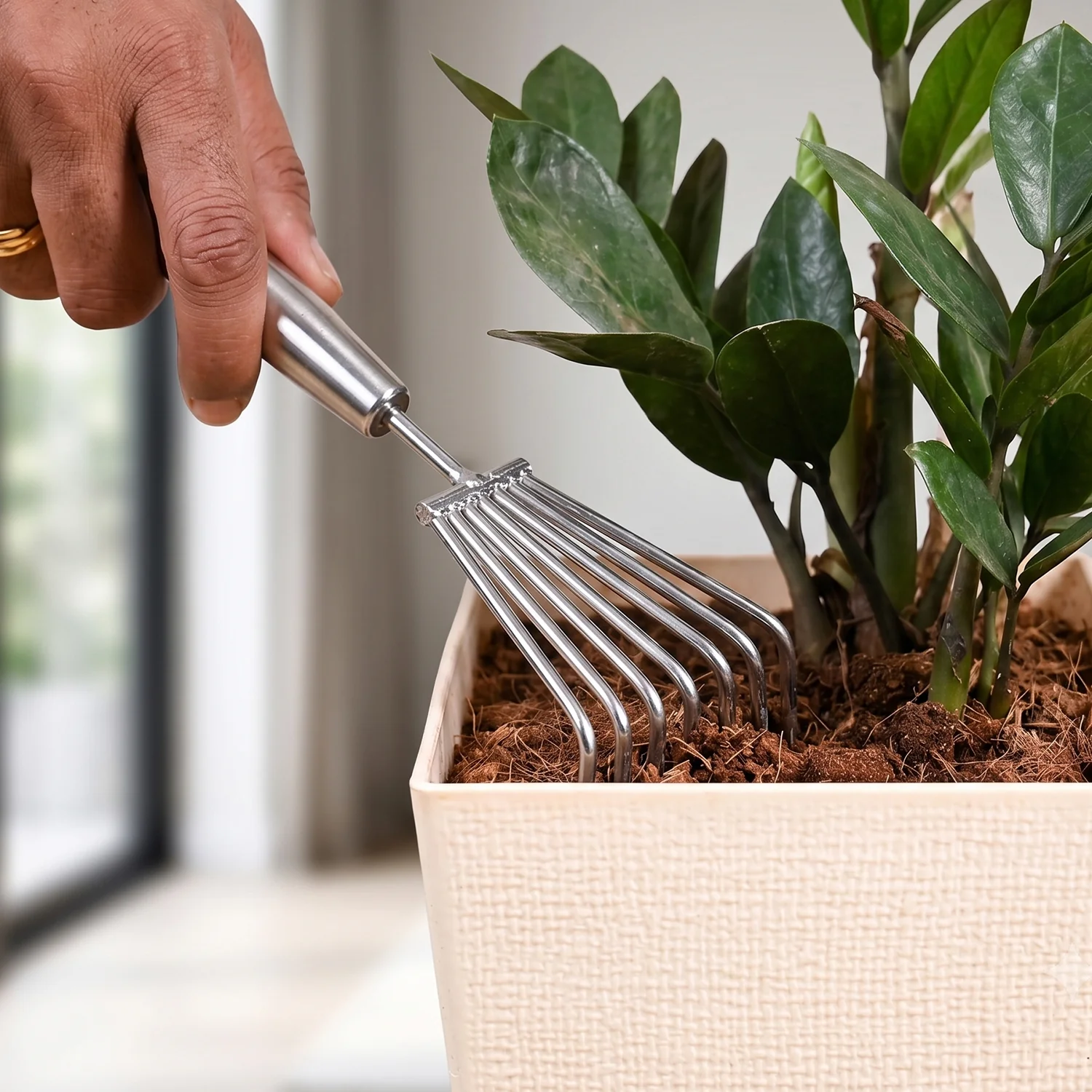 Stainless Steel Garden Rake – Durable & Rust-Resistant Tool for Easy Gardening - Image 3