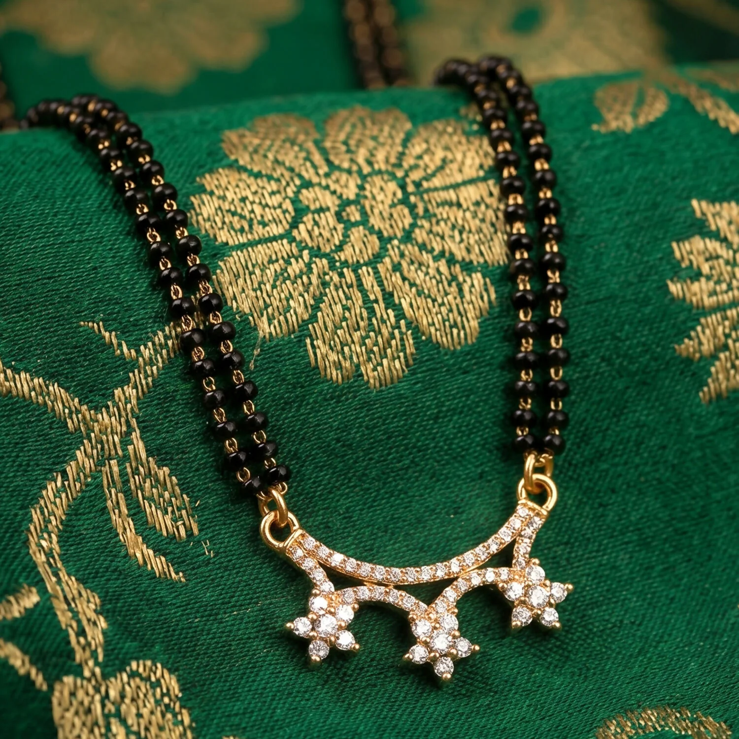 Star Pendant Mangalsutra – Elegant Black Beads Chain for Women - Image 5