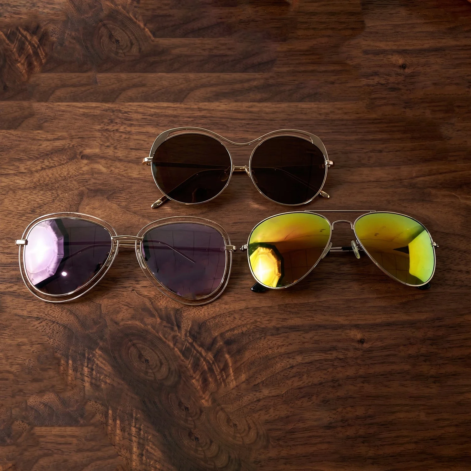 Fashion Sunglasses – Trendy Metal Frame with Mirrored Lenses - Image 7