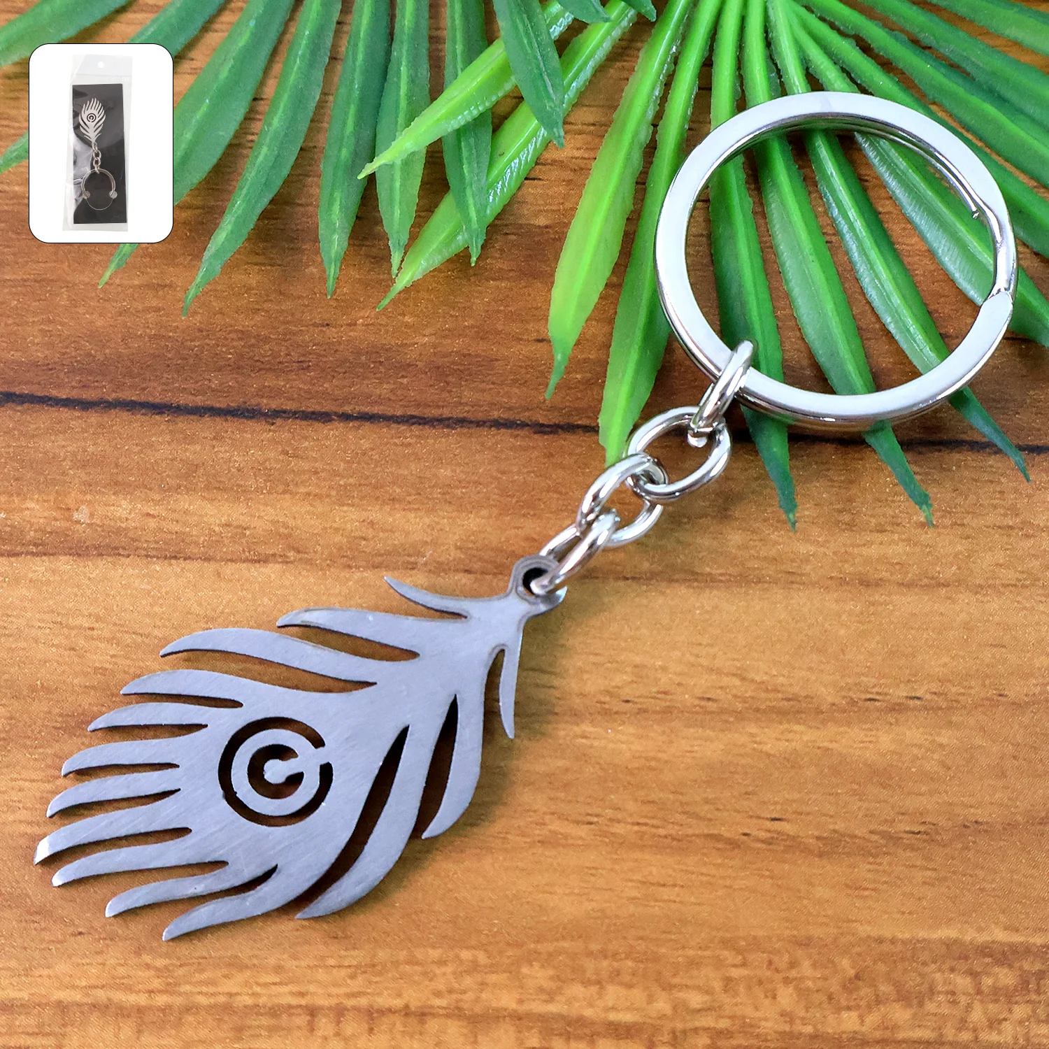 Peacock Feather Keychain – Durable Stainless Steel Design