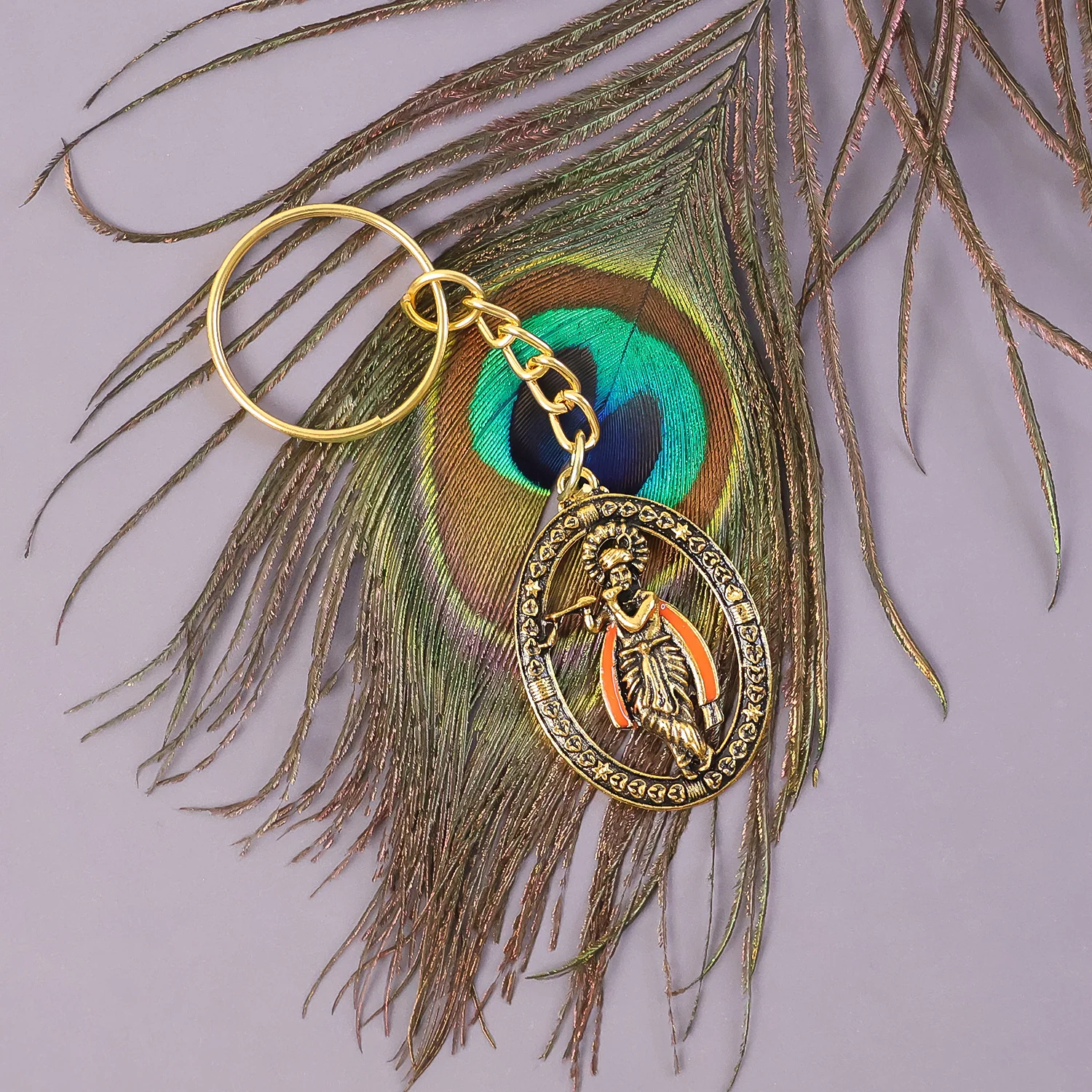 Lord Krishna Metal Keychain – Traditional Spiritual Accessory - Image 4