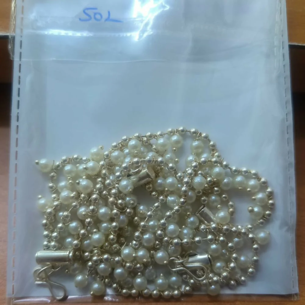 White Pearl Kaan Chain – Secure Support for Heavy Earrings - Image 4