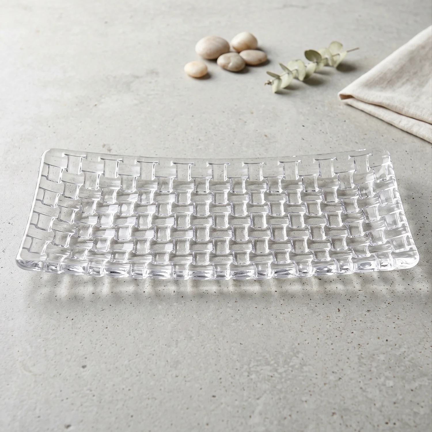 Transparent Glass Serving Tray 11 Inch Rectangular Basketweave Platter (1 Pc) - Image 3