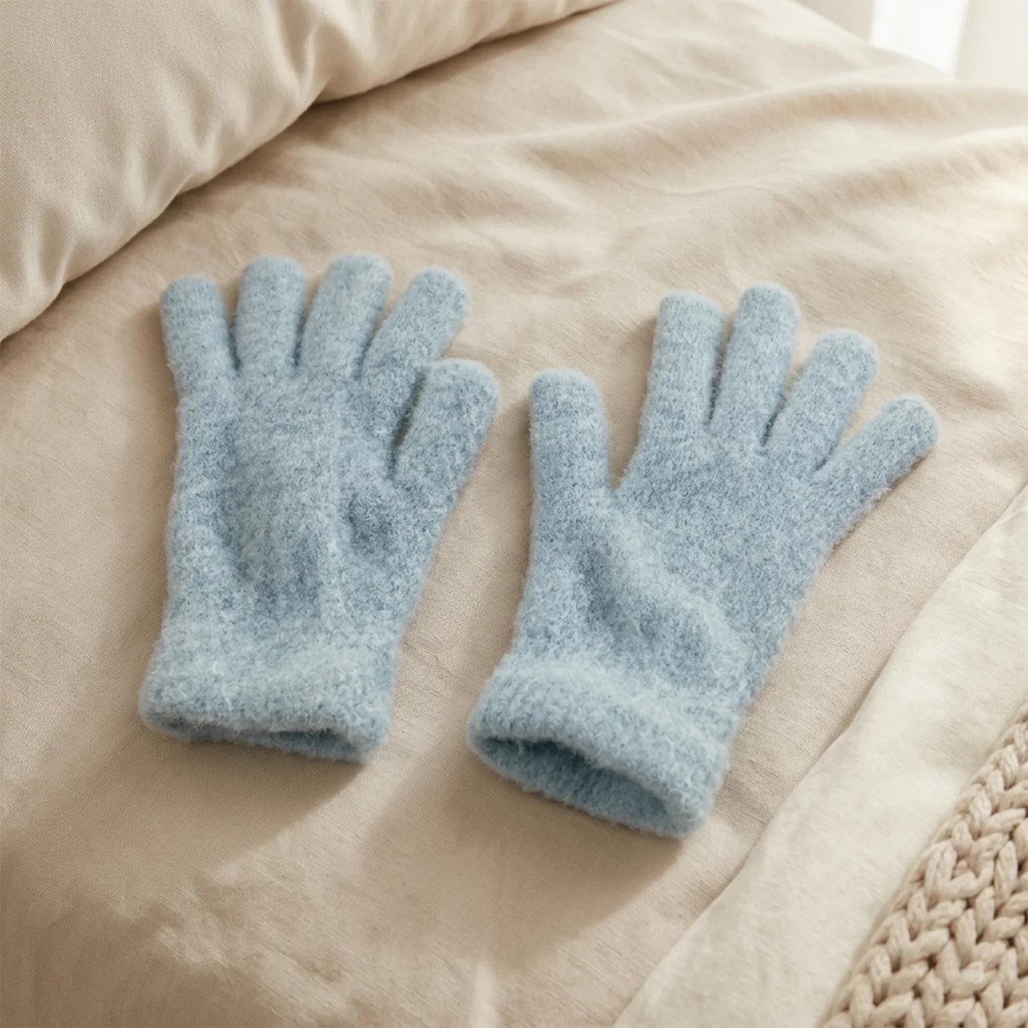 Fleece Winter Gloves – Cozy Full Finger Hand Warmers for Men & Women - Image 3