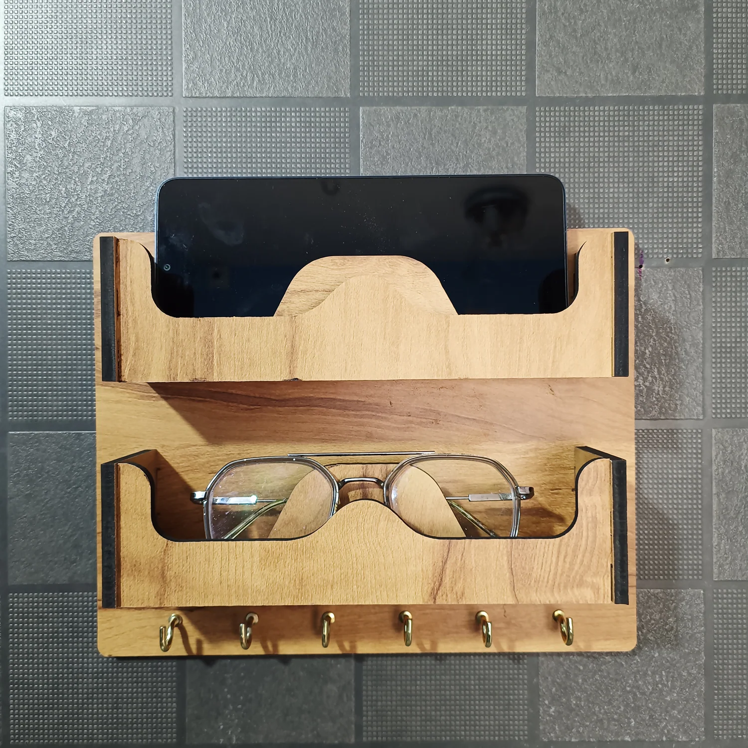 Wooden Sunglasses and Key Holder – Dual Slot Wall Organizer - Image 6