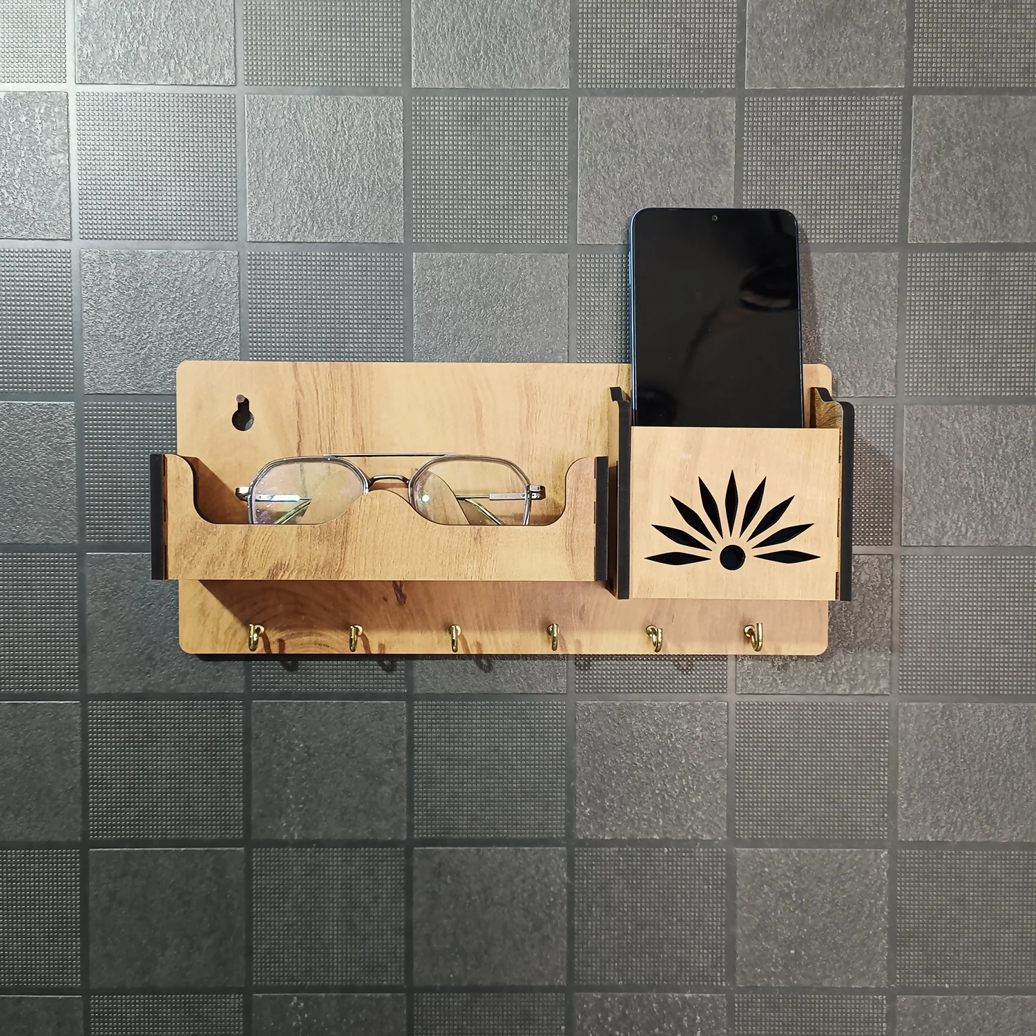 Wooden Wall Mounted Key Holder – 3-in-1 Organizer with Shelf - Image 7